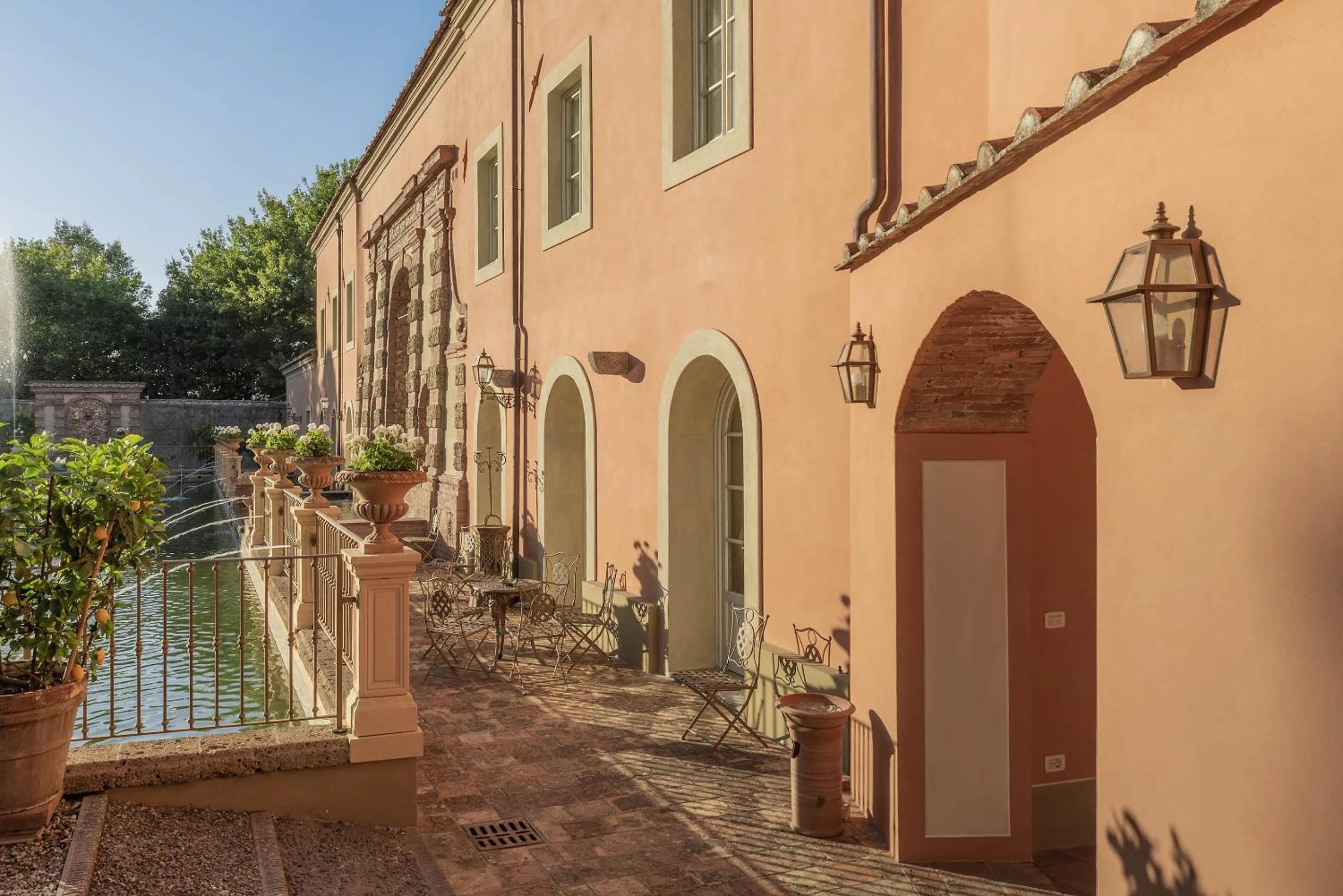 Coselli 's Collection. Luxury Villas Rental