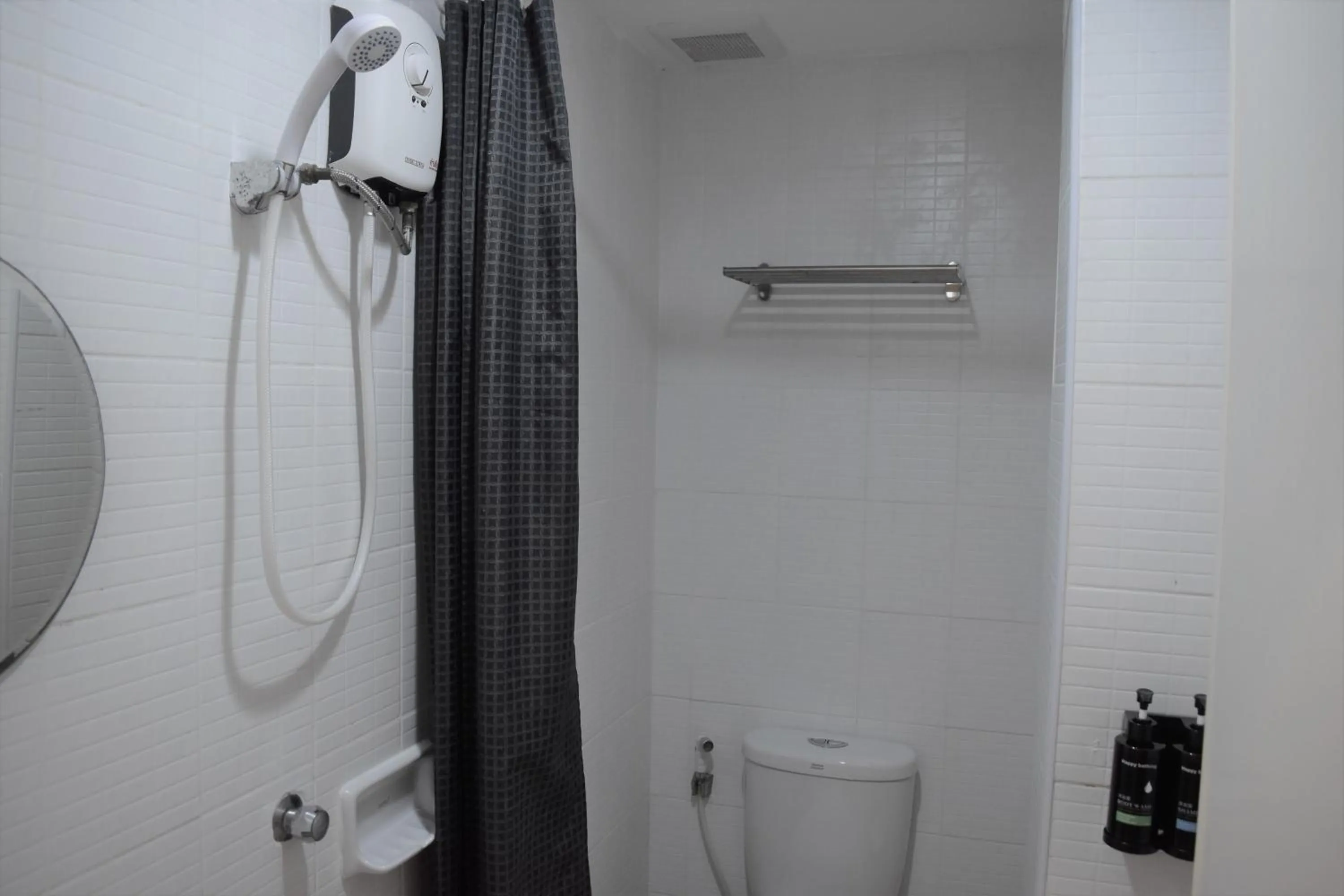 Shower in Greenery Hostel