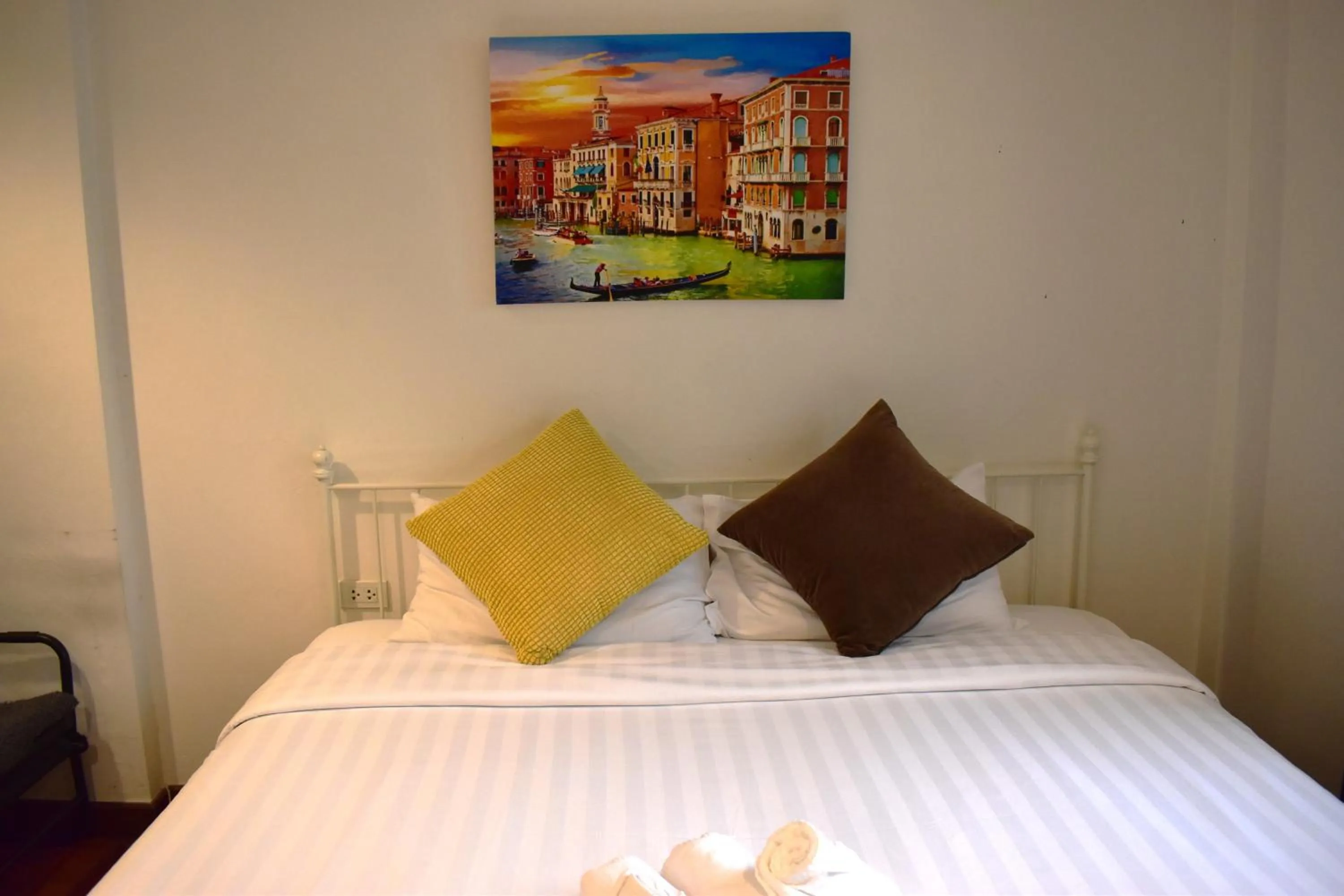 Bedroom, Bed in Greenery Hostel