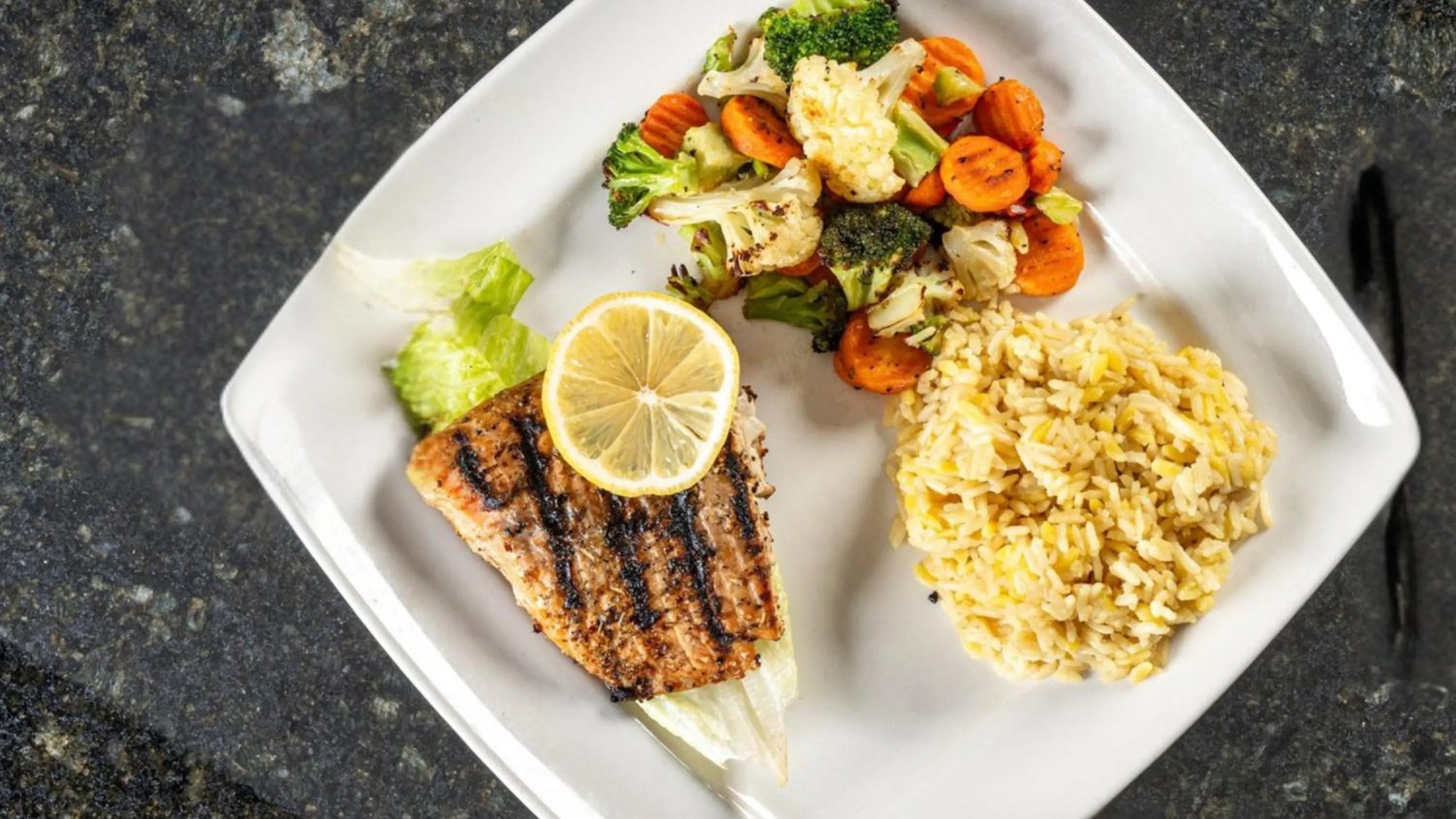 Restaurant/places to eat in Holiday Inn & Suites Springfield - I-44 by IHG