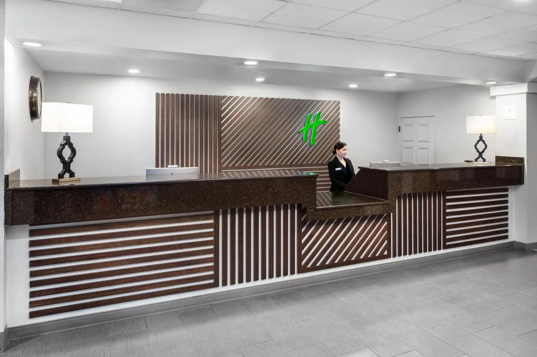 Property building in Holiday Inn & Suites Springfield-I-44 by IHG