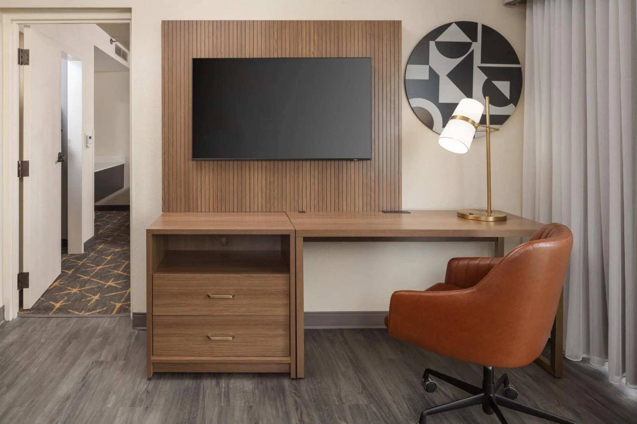 Bedroom in Holiday Inn & Suites Springfield-I-44 by IHG