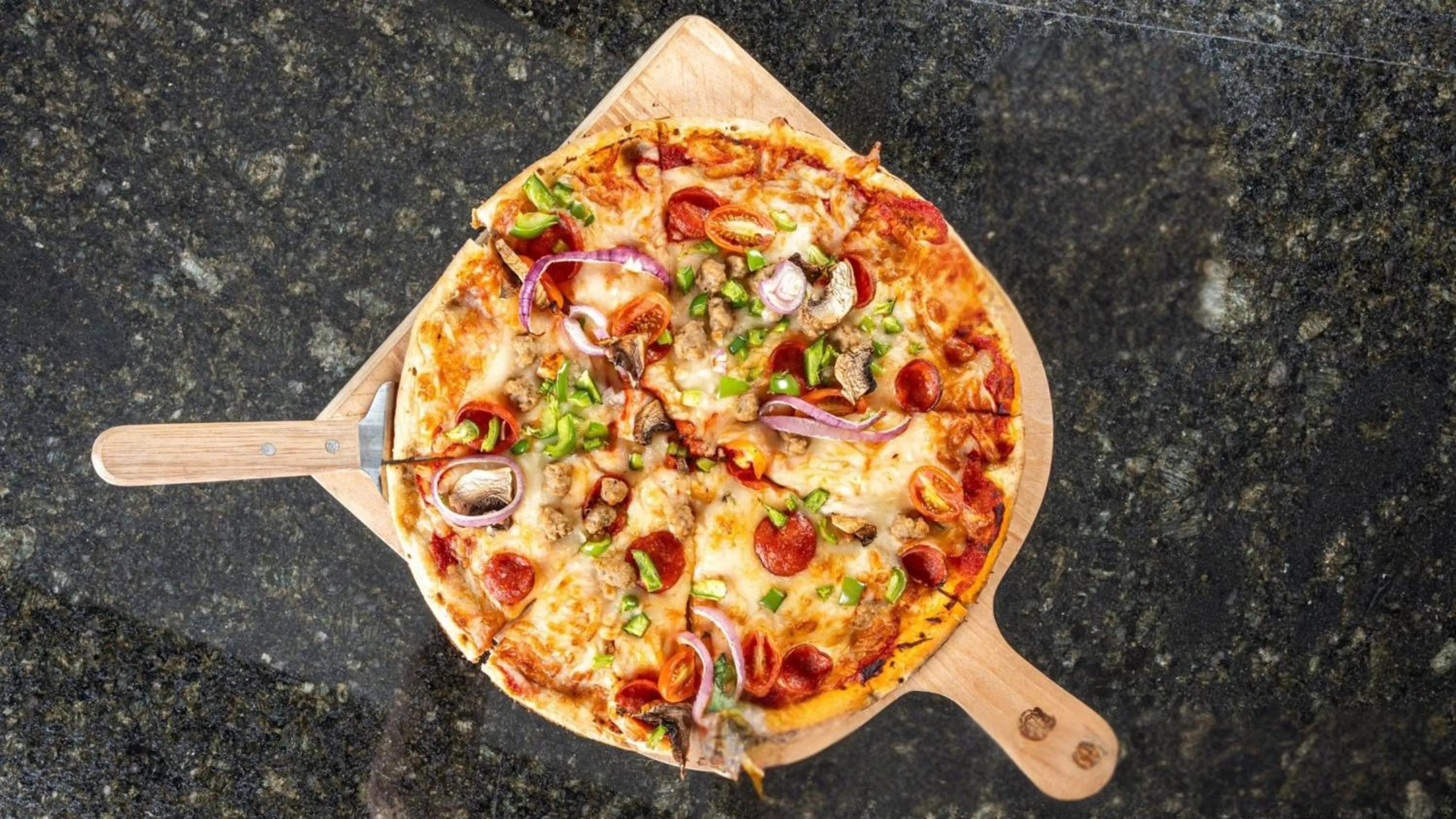 Restaurant/places to eat in Holiday Inn & Suites Springfield - I-44 by IHG