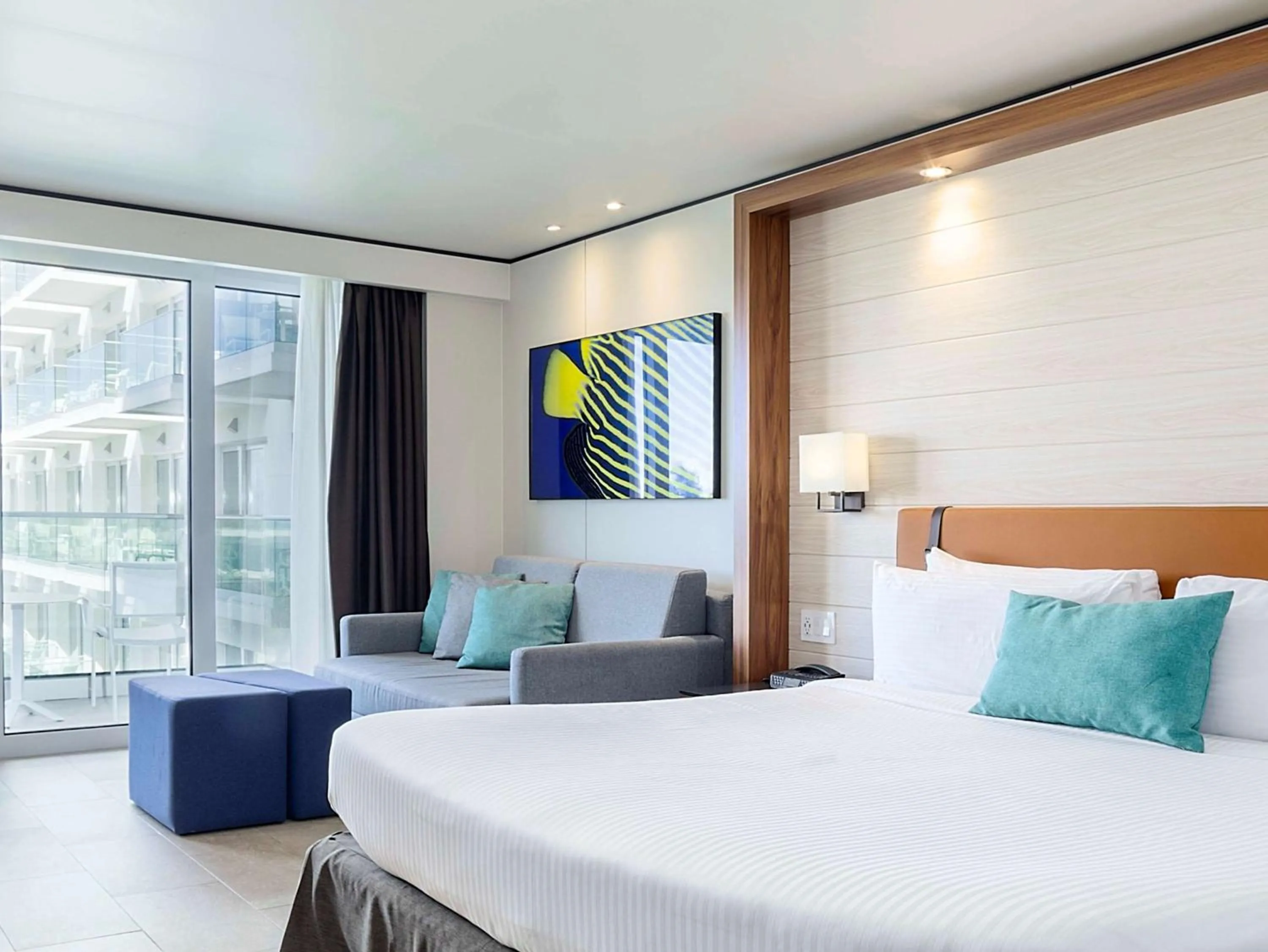 Bedroom, Bed in Sonesta Maho Beach All Inclusive Resort Casino & Spa