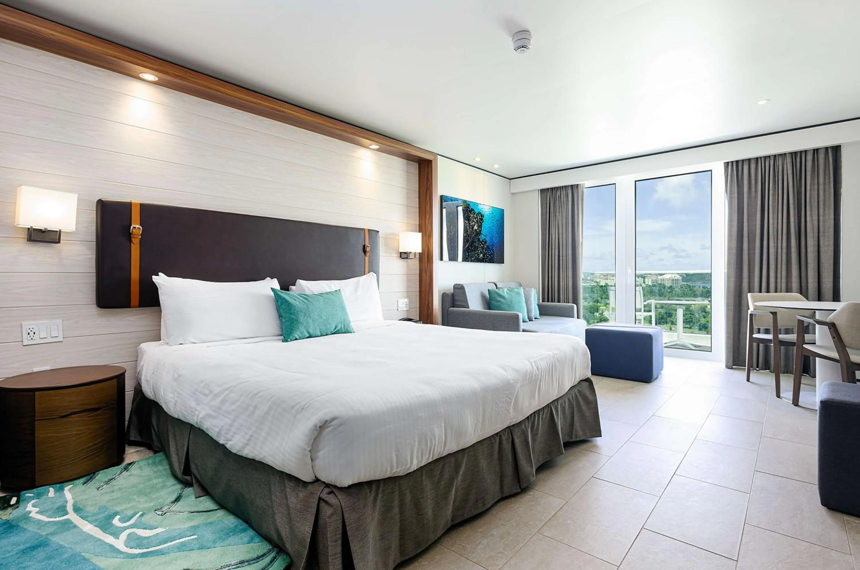 Bedroom, Bed in Sonesta Maho Beach All Inclusive Resort Casino & Spa