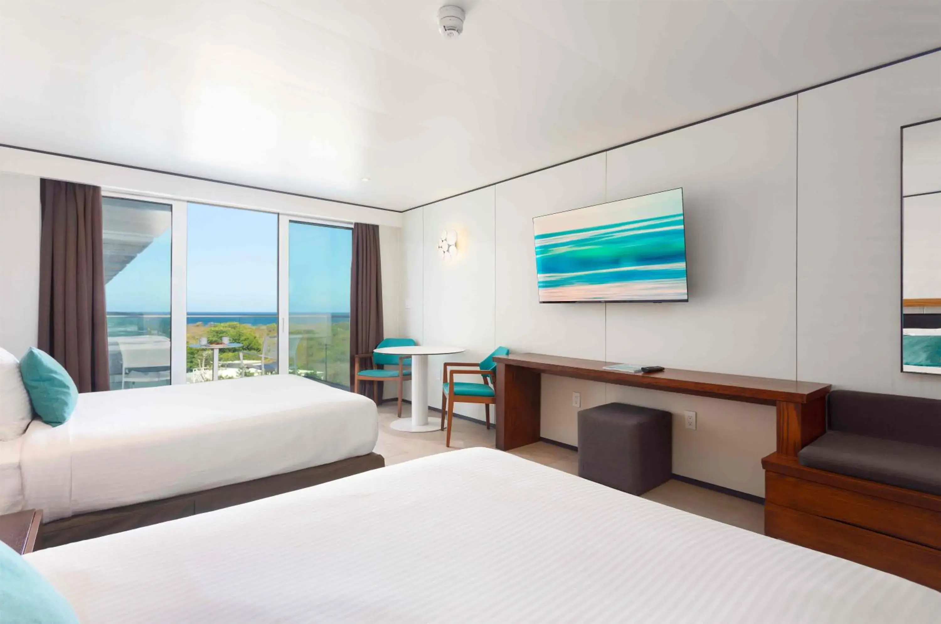 Bedroom, Bed in Sonesta Maho Beach All Inclusive Resort Casino & Spa Bedroom, Bed in Sonesta Maho Beach All Inclusive Resort Casino & Spa