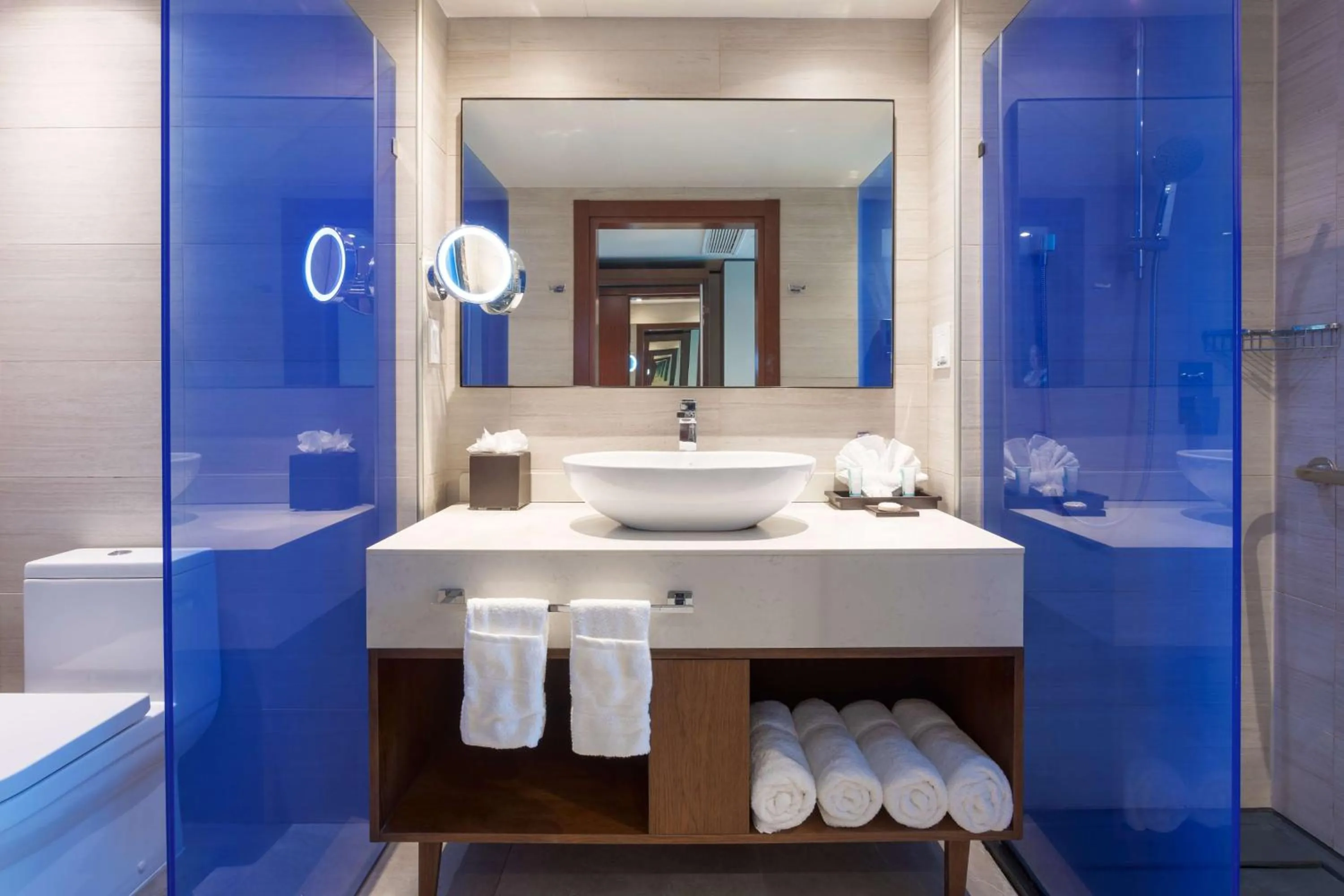 Bathroom in Sonesta Maho Beach All Inclusive Resort Casino & Spa