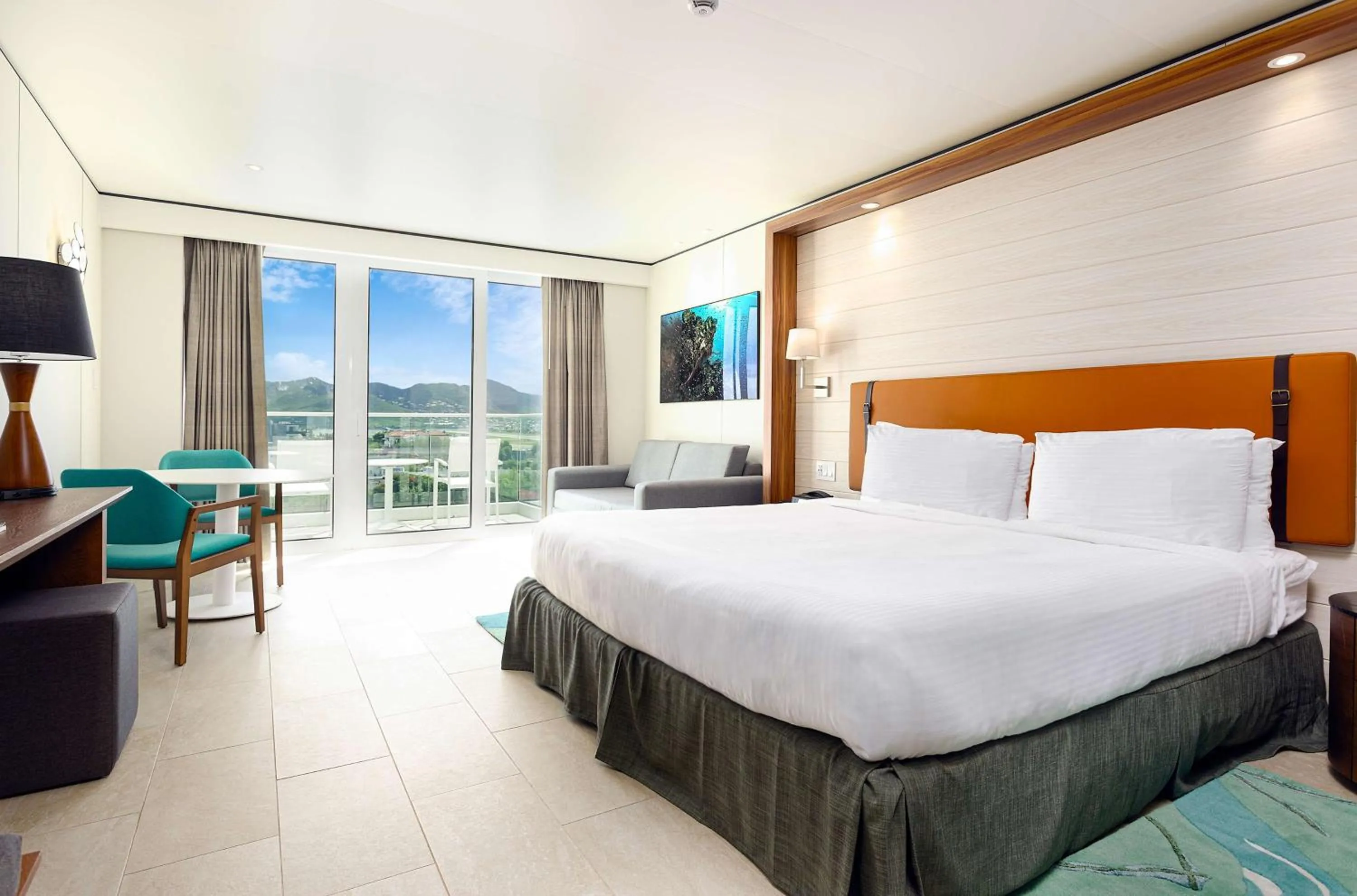 Bedroom, Bed in Sonesta Maho Beach All Inclusive Resort Casino & Spa