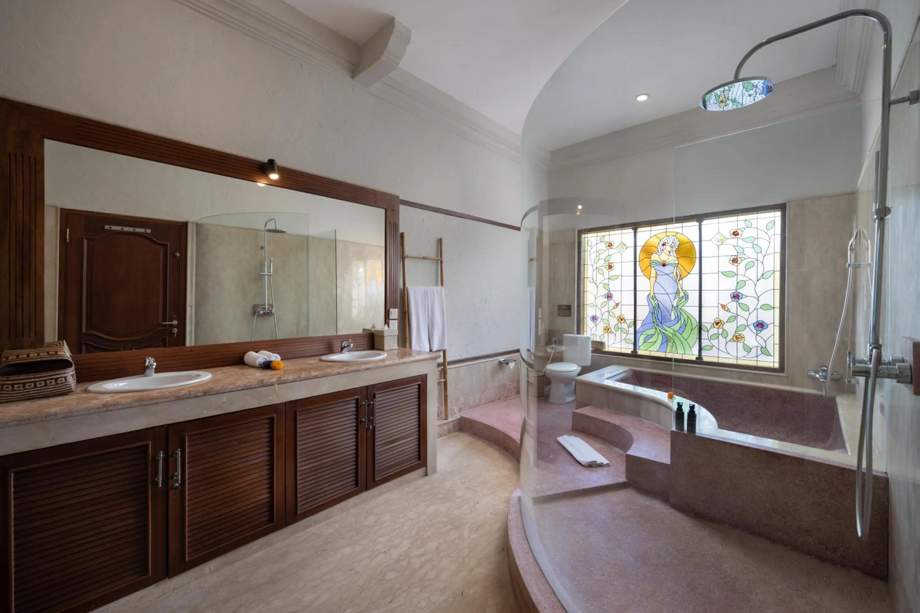 Bathroom in Tapa Tepi Kali Canggu