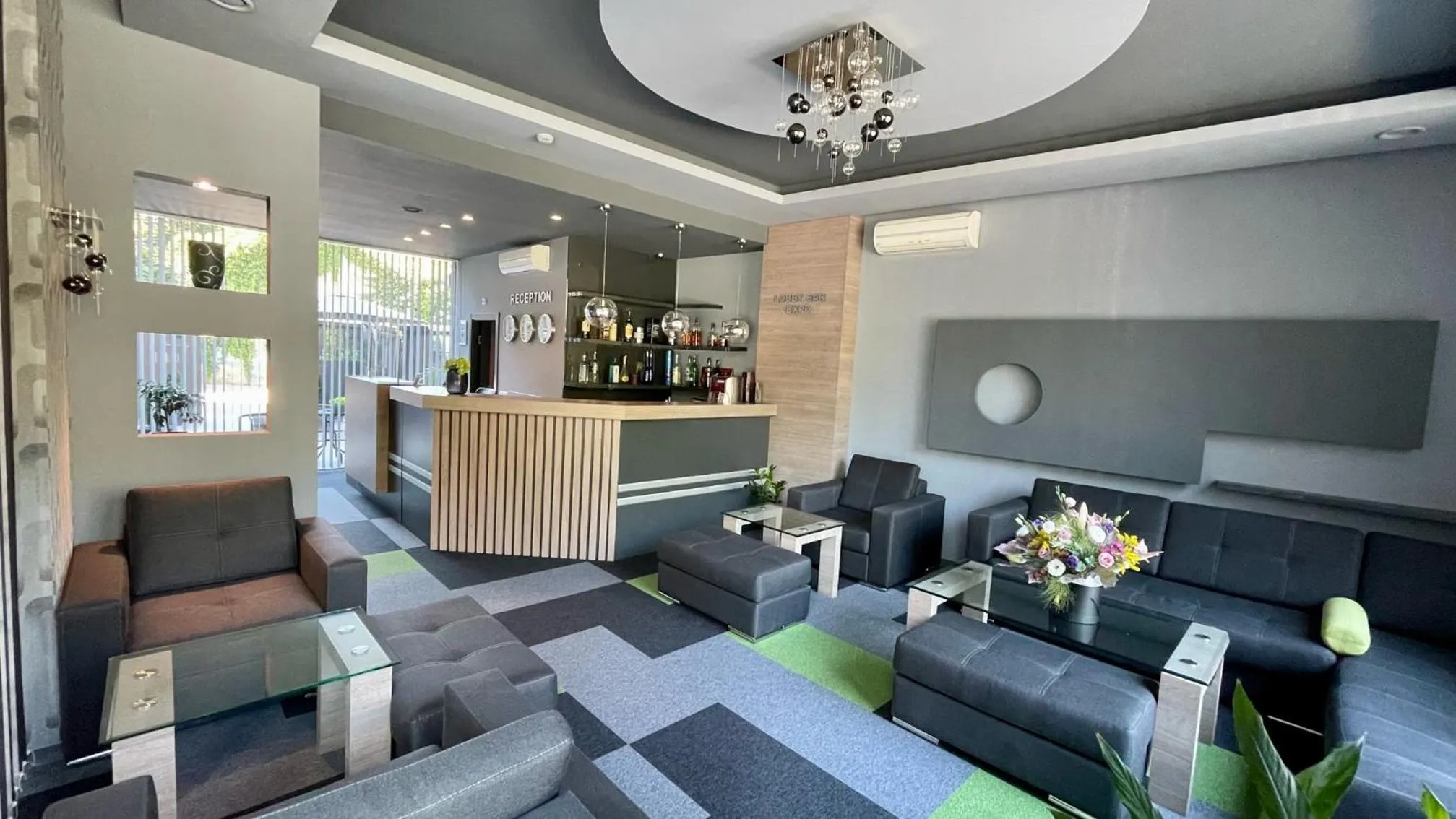 Lobby or reception in Expo Hotel