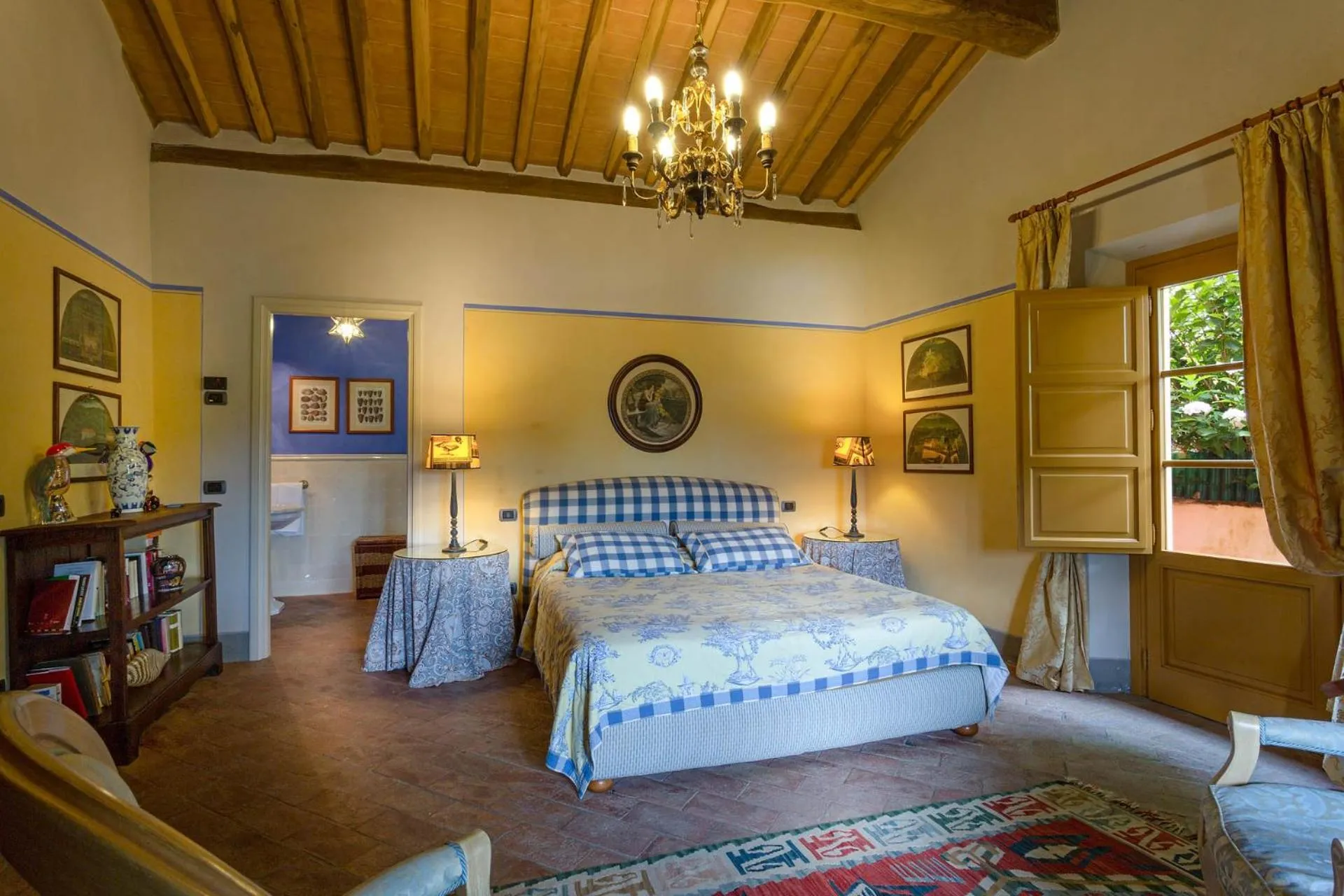 Bed in Coselli's luxury Villas