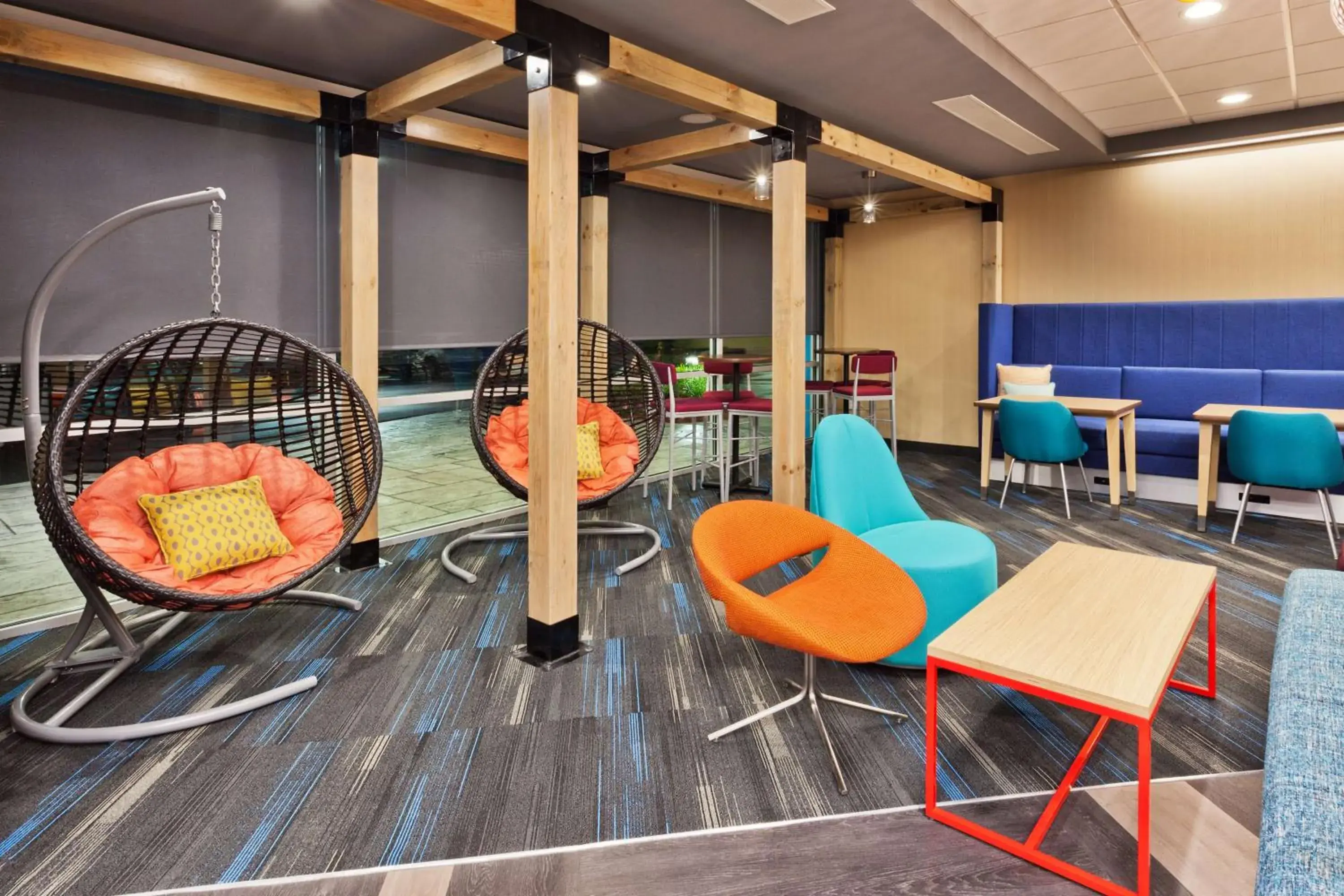 Lobby or reception in Tru by Hilton Auburn Lobby or reception in Tru by Hilton Auburn