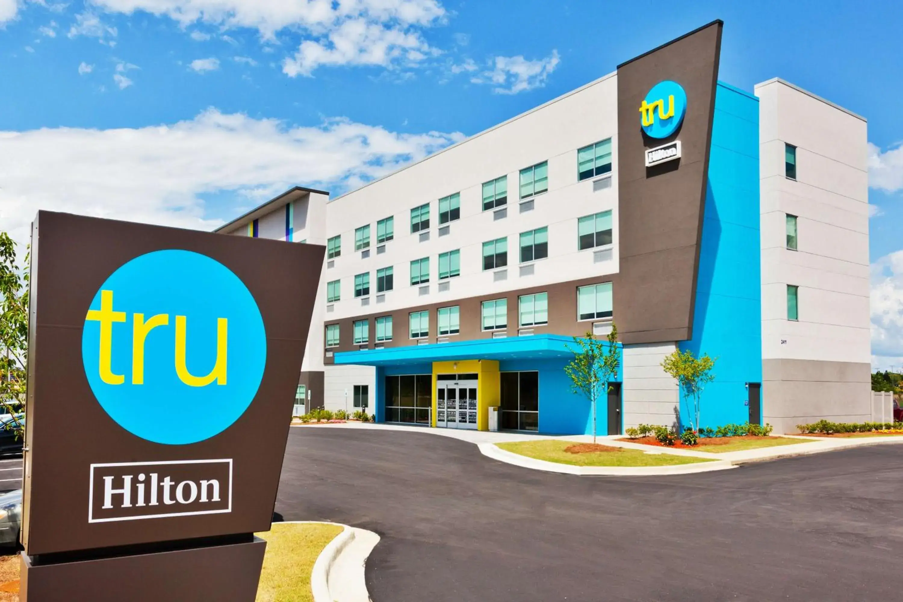 Property building in Tru by Hilton Auburn Property building in Tru by Hilton Auburn