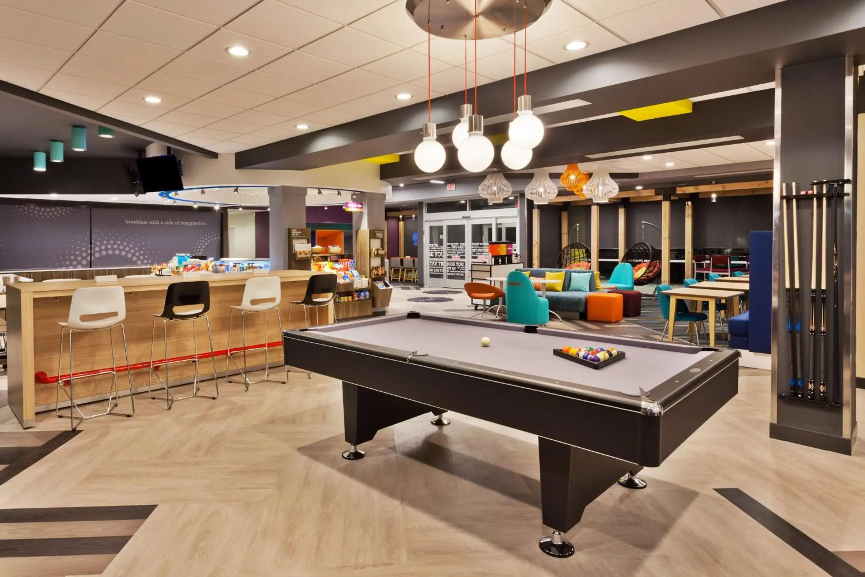 Lobby or reception in Tru by Hilton Auburn Lobby or reception in Tru by Hilton Auburn