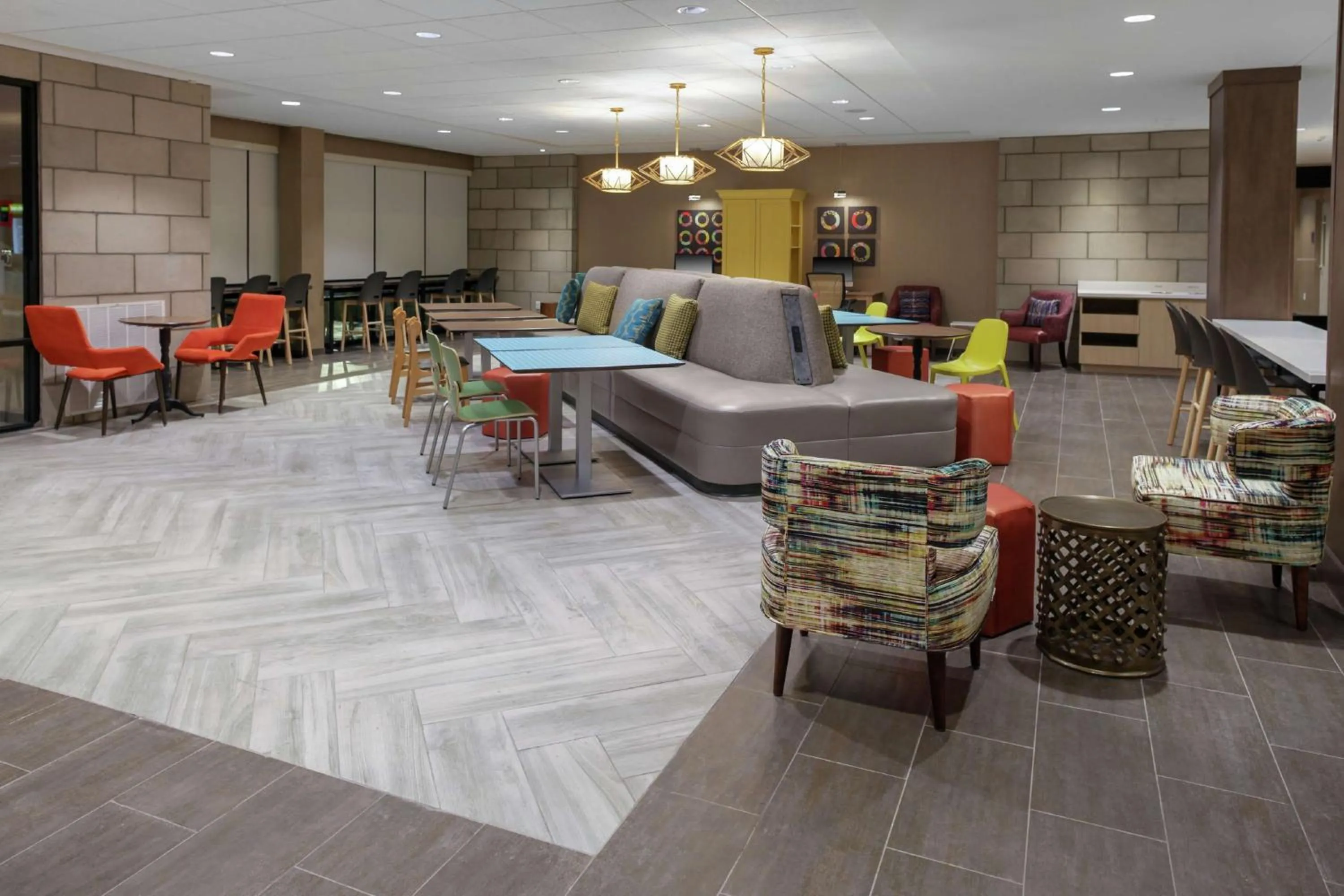 Lobby or reception in Home2 Suites By Hilton Louisville Airport Expo Center