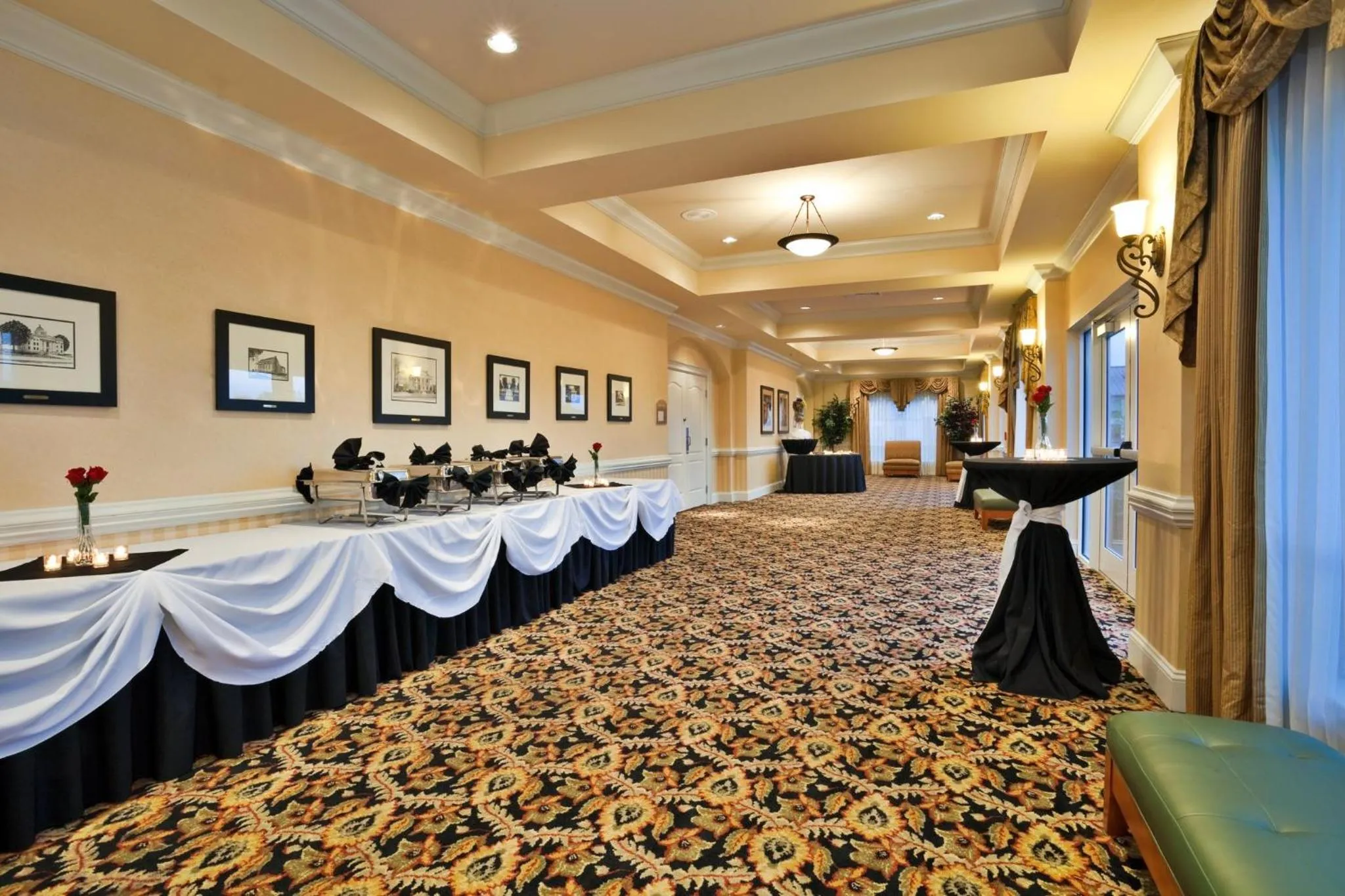 Meeting/conference room in Holiday Inn Valdosta Conference Center by IHG