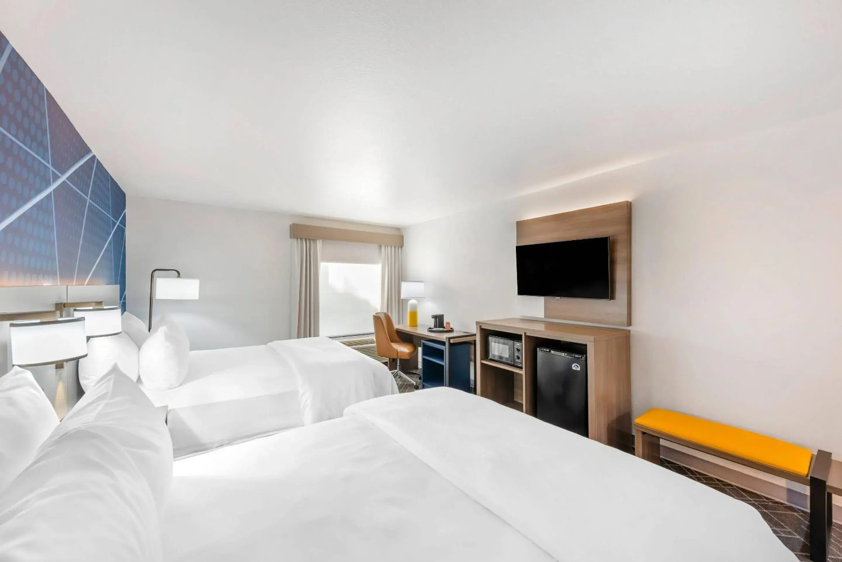 Bedroom, Bed in Comfort Inn - Killeen near Fort Hood Bedroom, Bed in Comfort Inn - Killeen near Fort Hood