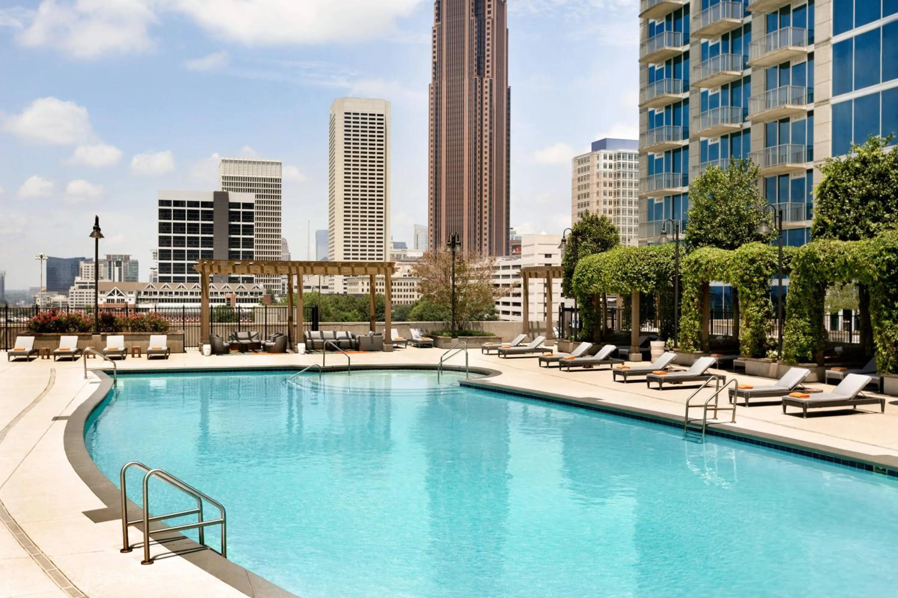 Swimming pool in Twelve Downtown, Autograph Collection