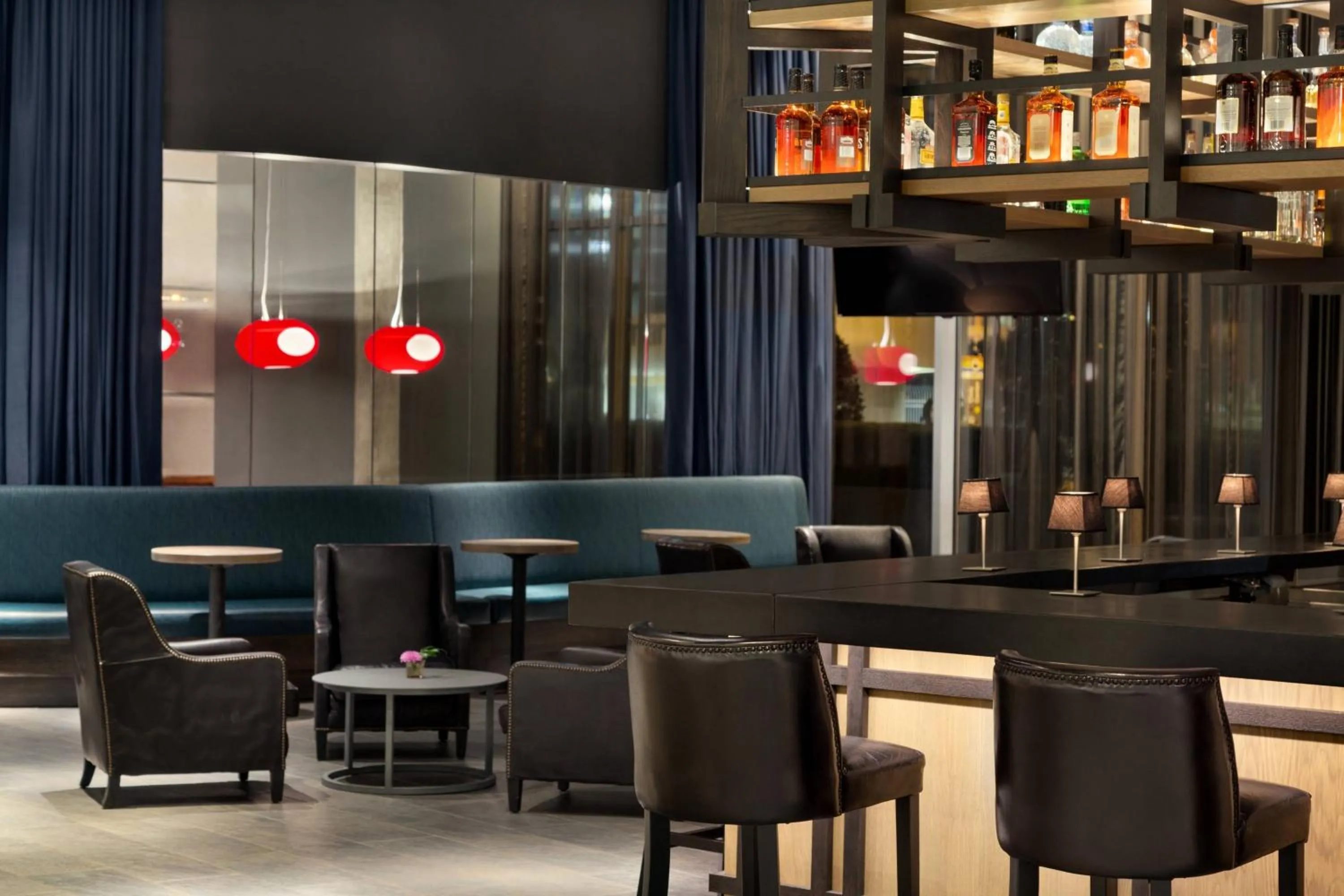 Restaurant/places to eat in Twelve Downtown, Autograph Collection