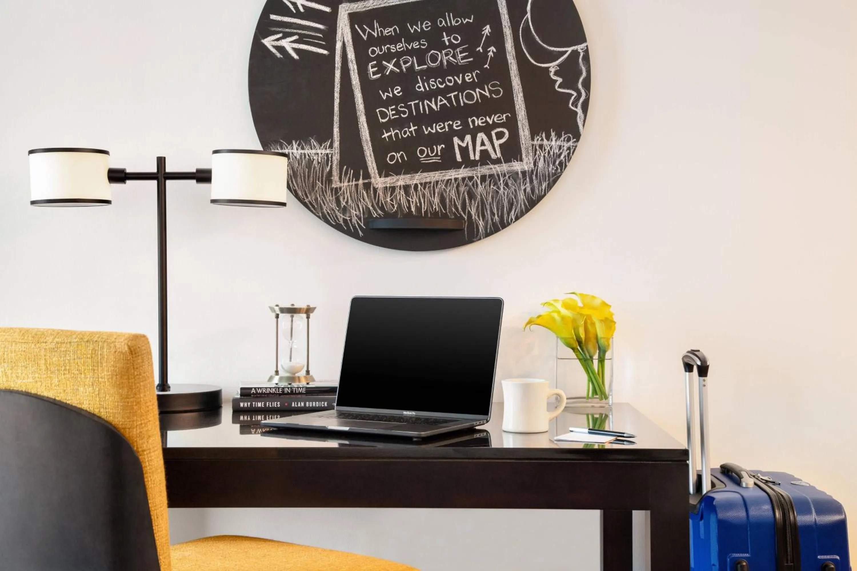 Photo of the whole room in Twelve Downtown, Autograph Collection