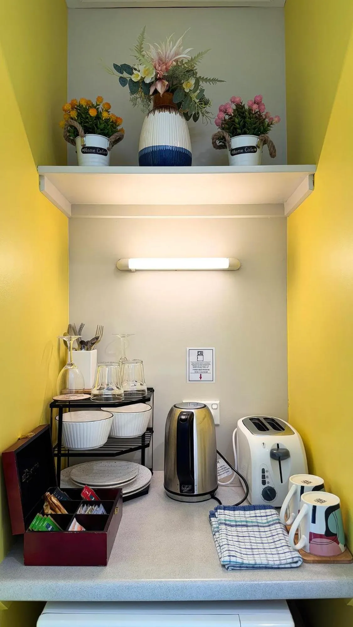 Coffee/tea facilities in Alpine View Lodge