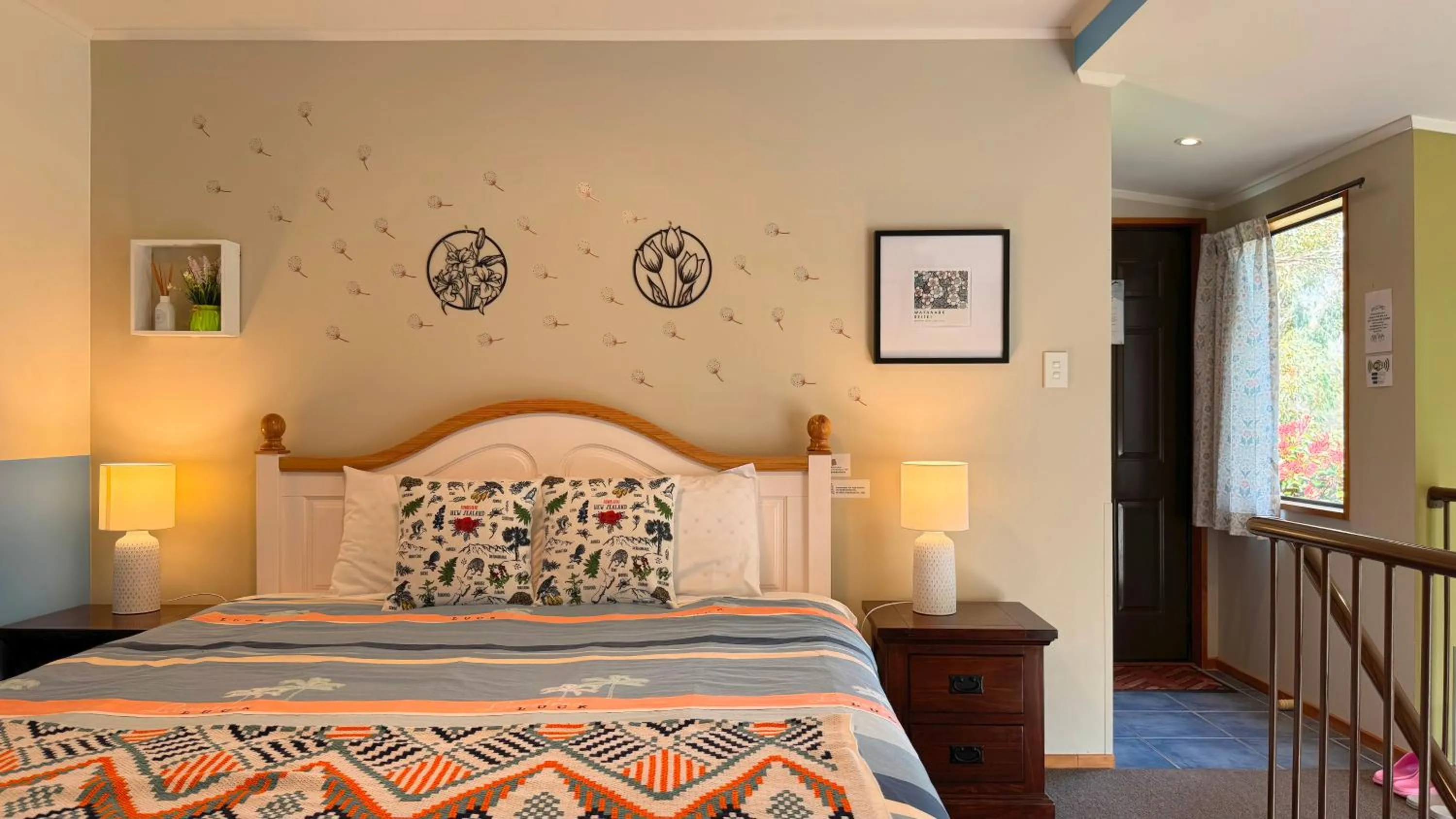 Bedroom, Bed in Alpine View Lodge