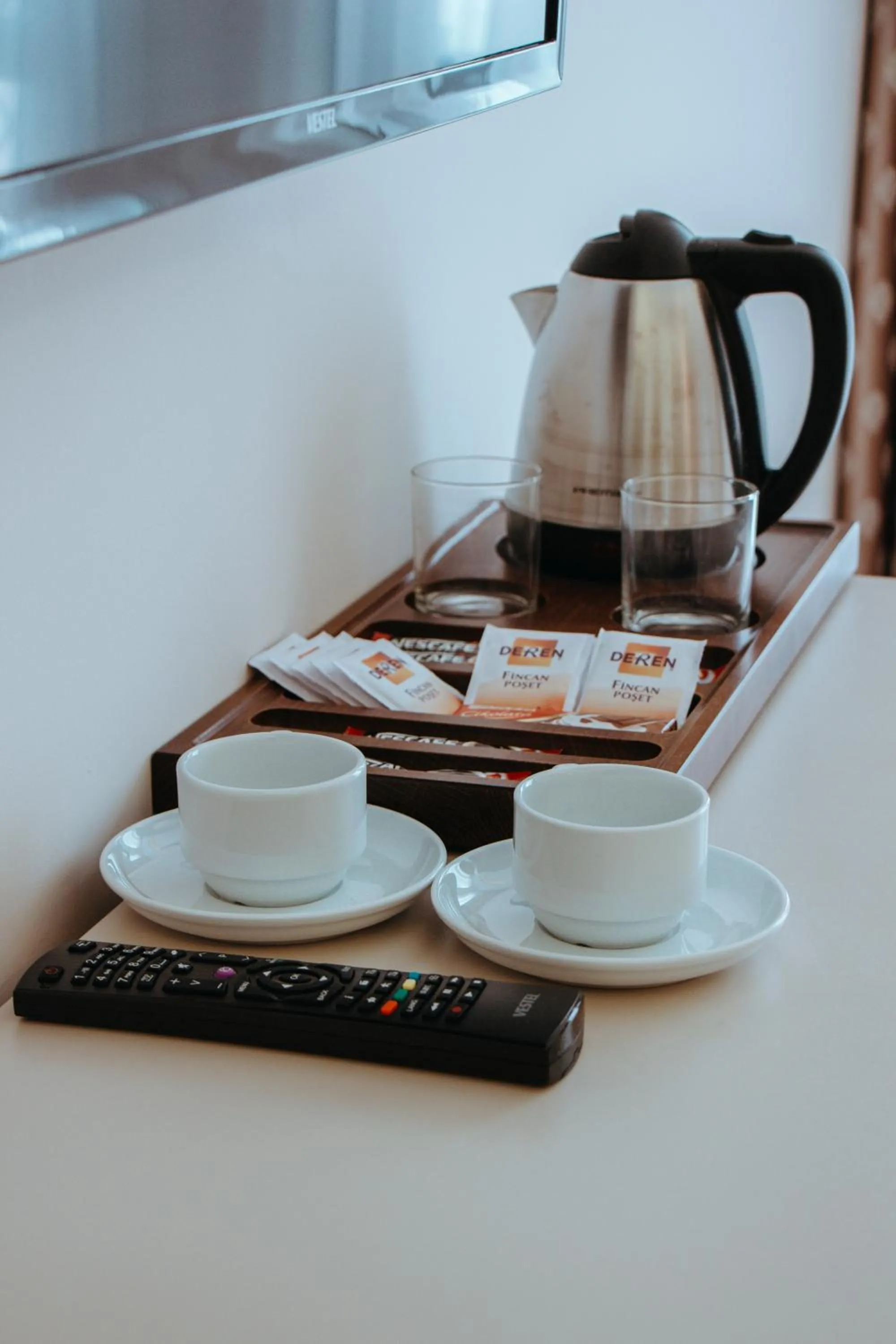 Coffee/tea facilities in Istanroom by Keo