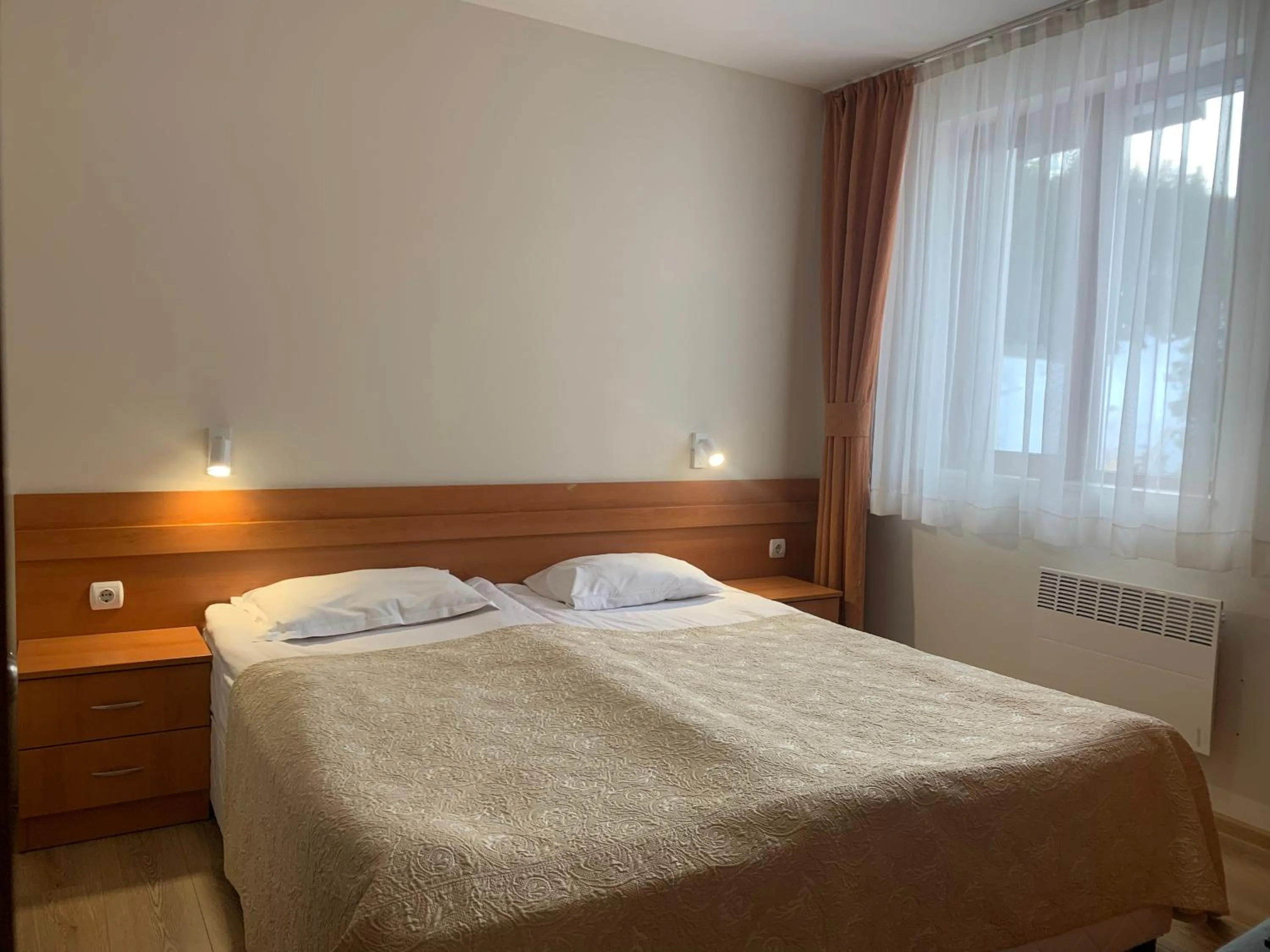 Bedroom, Bed in The Castle Complex