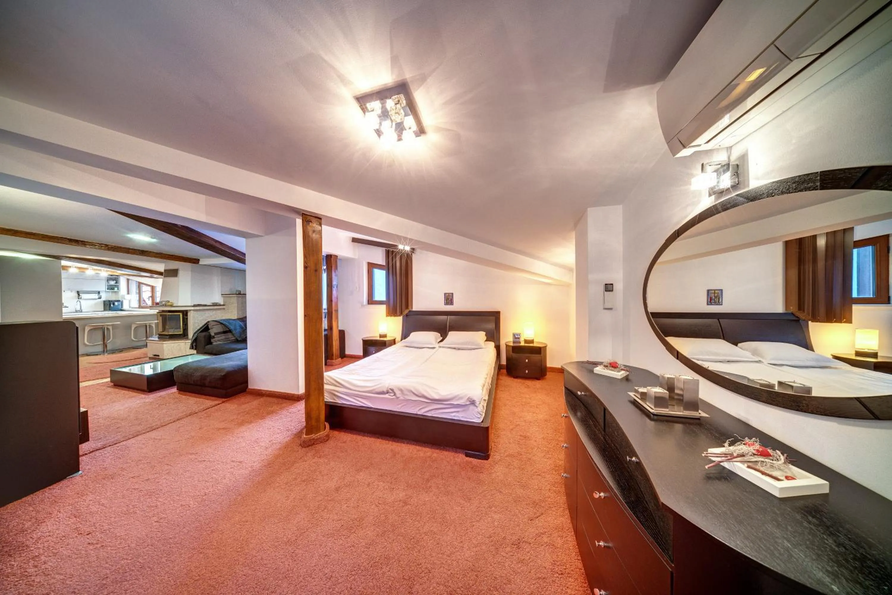 Bedroom, Bed in The Castle Complex