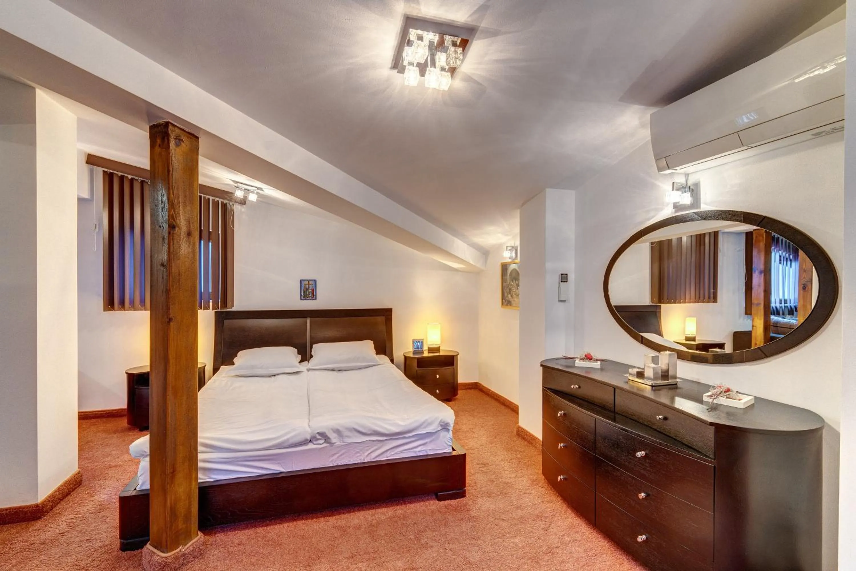 Bedroom, Bed in The Castle Complex