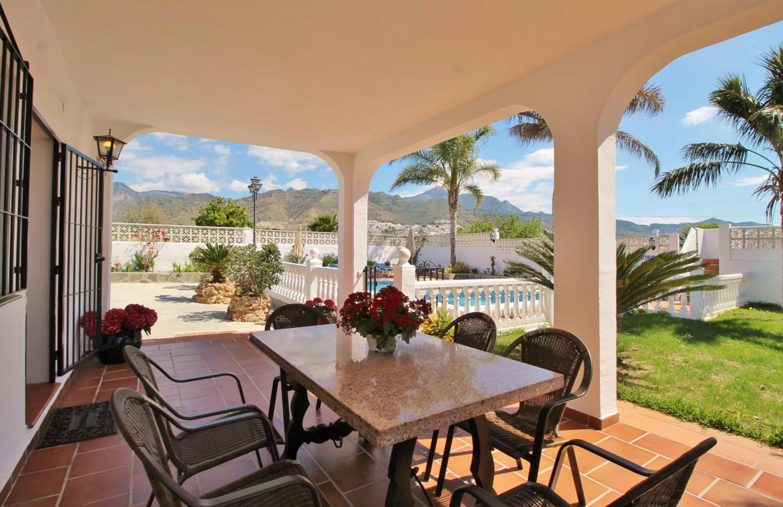 Dining area in Villa Jeromo SpainSunRentals 1004