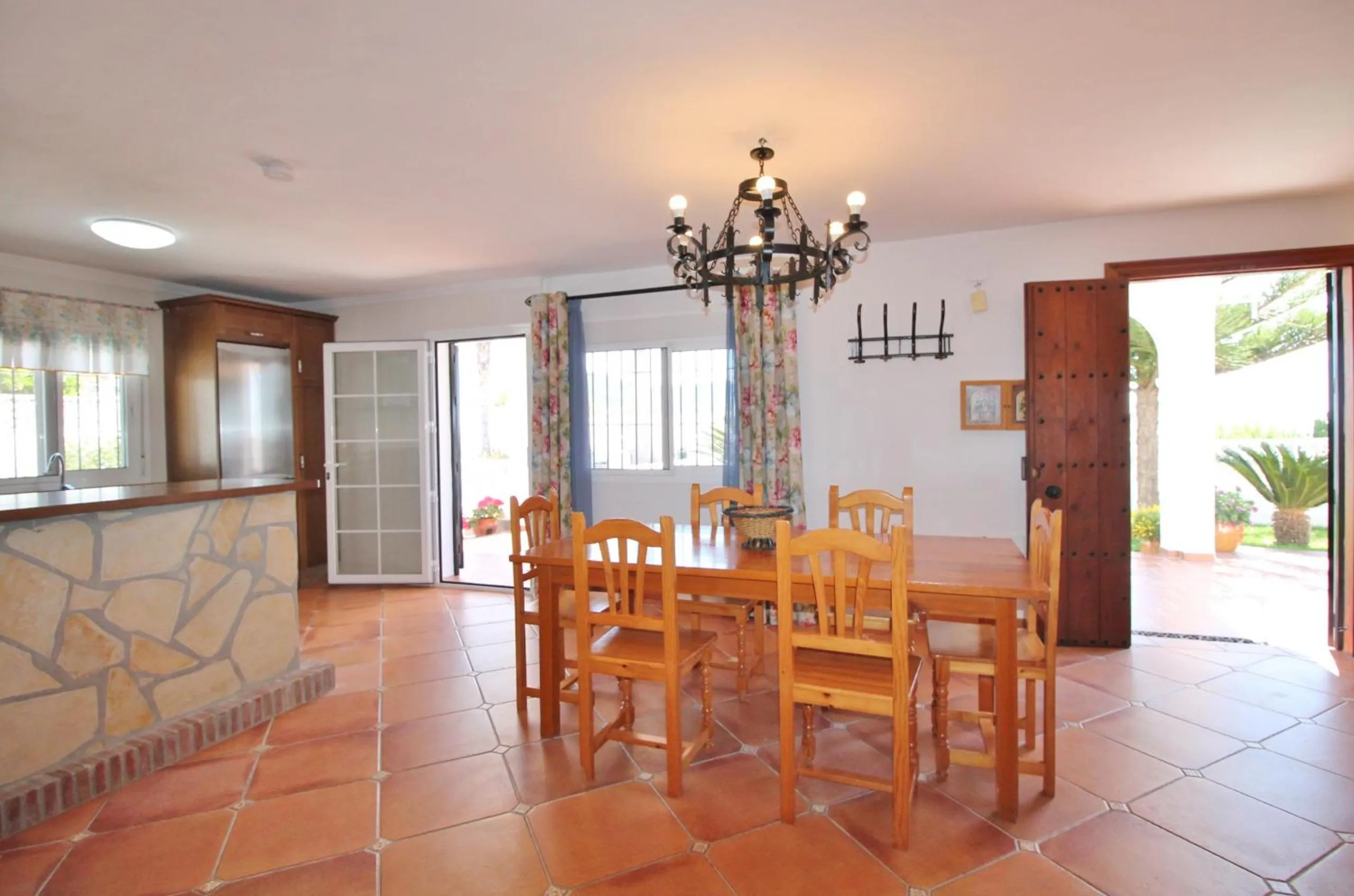 Dining area in Villa Jeromo SpainSunRentals 1004