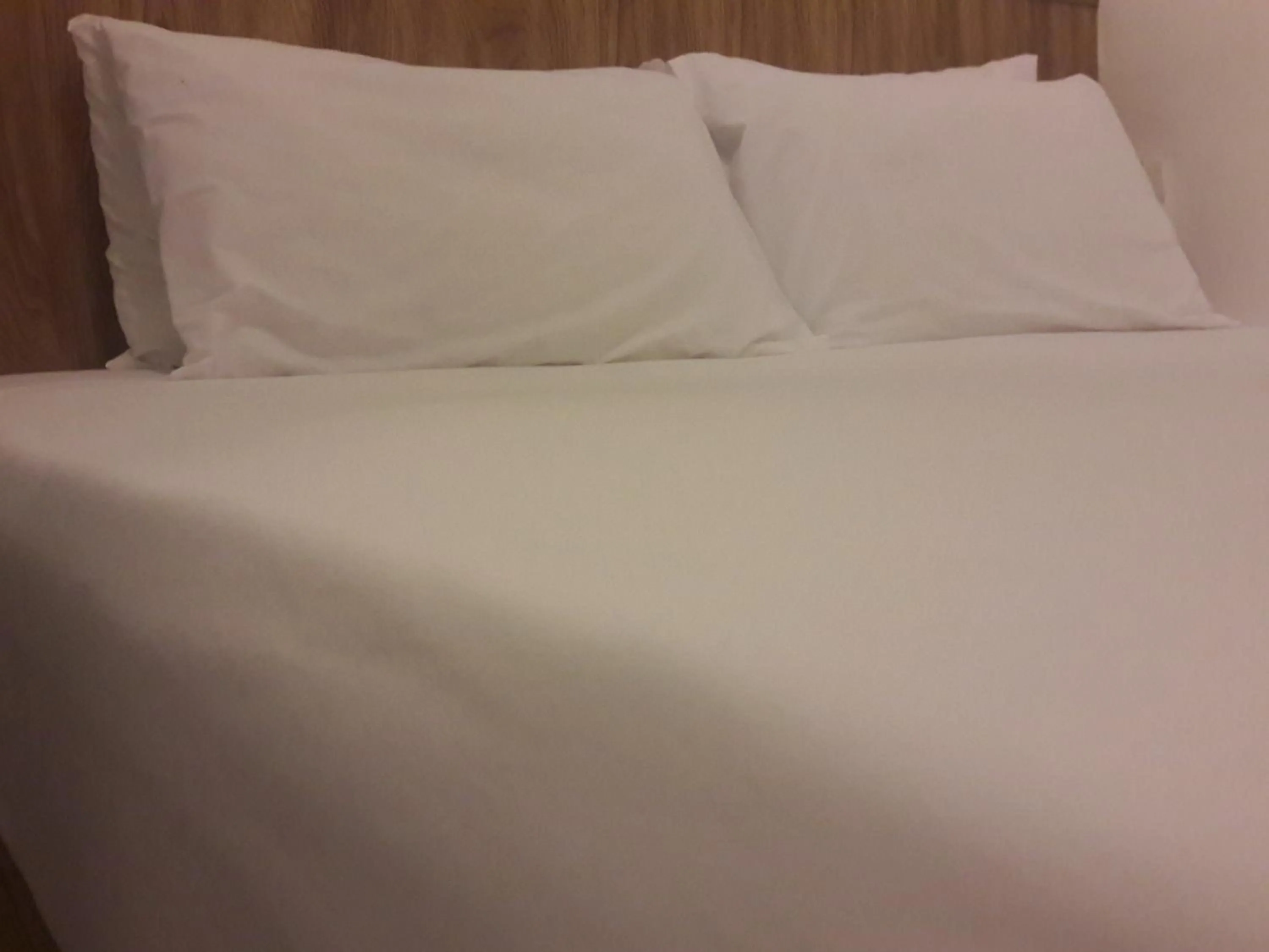 Bed in Smile Society