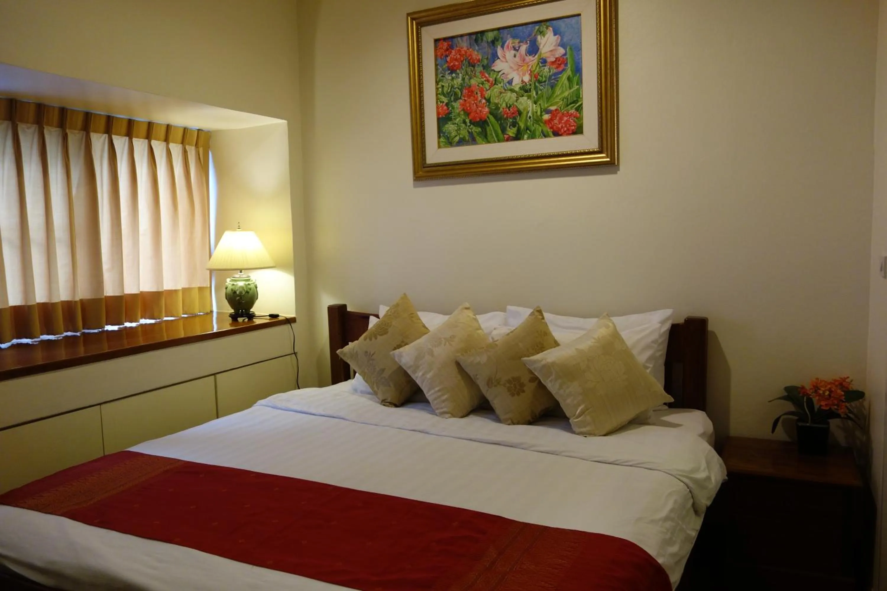 Bed in Smile Society