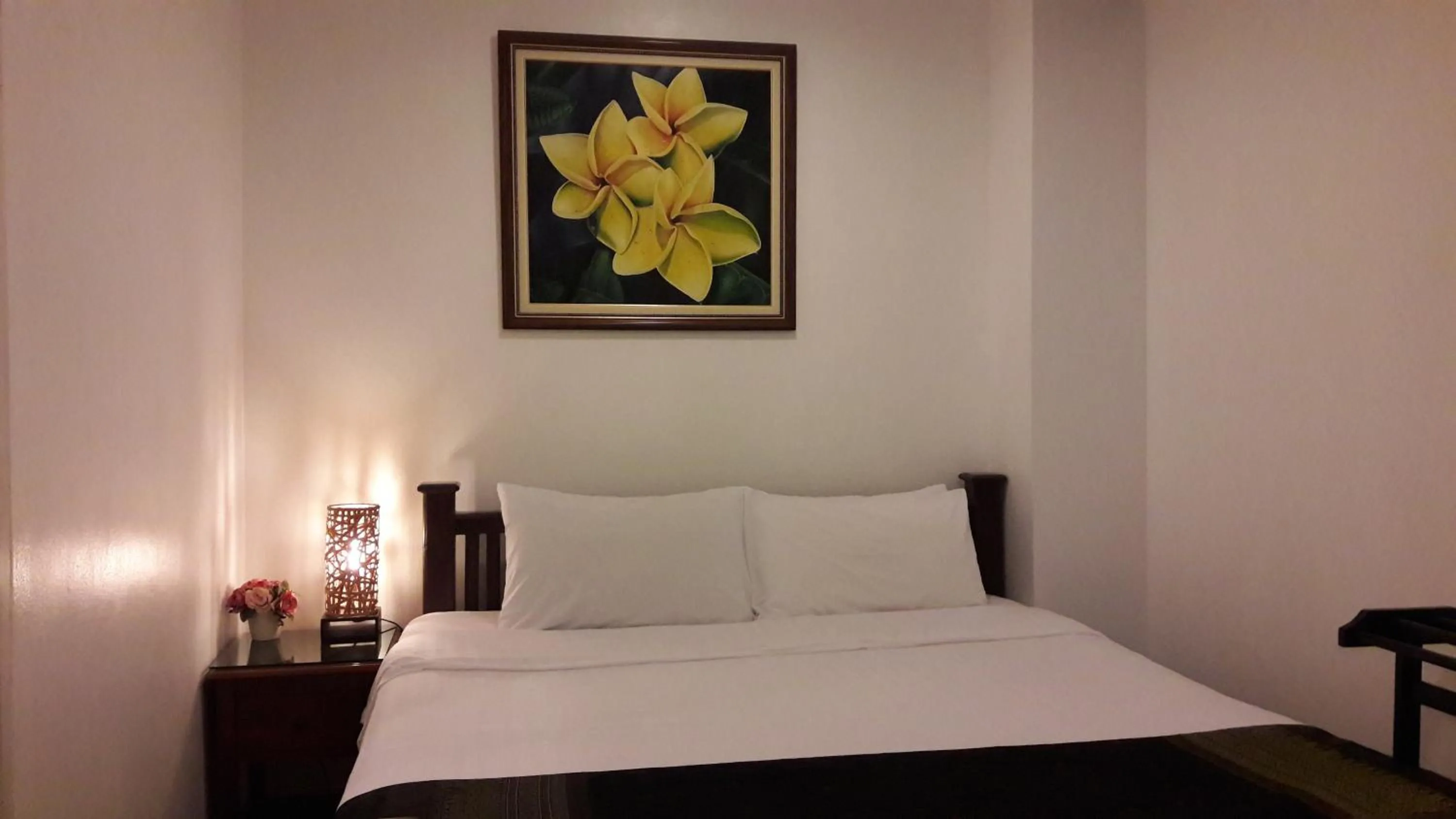 Bed in Smile Society