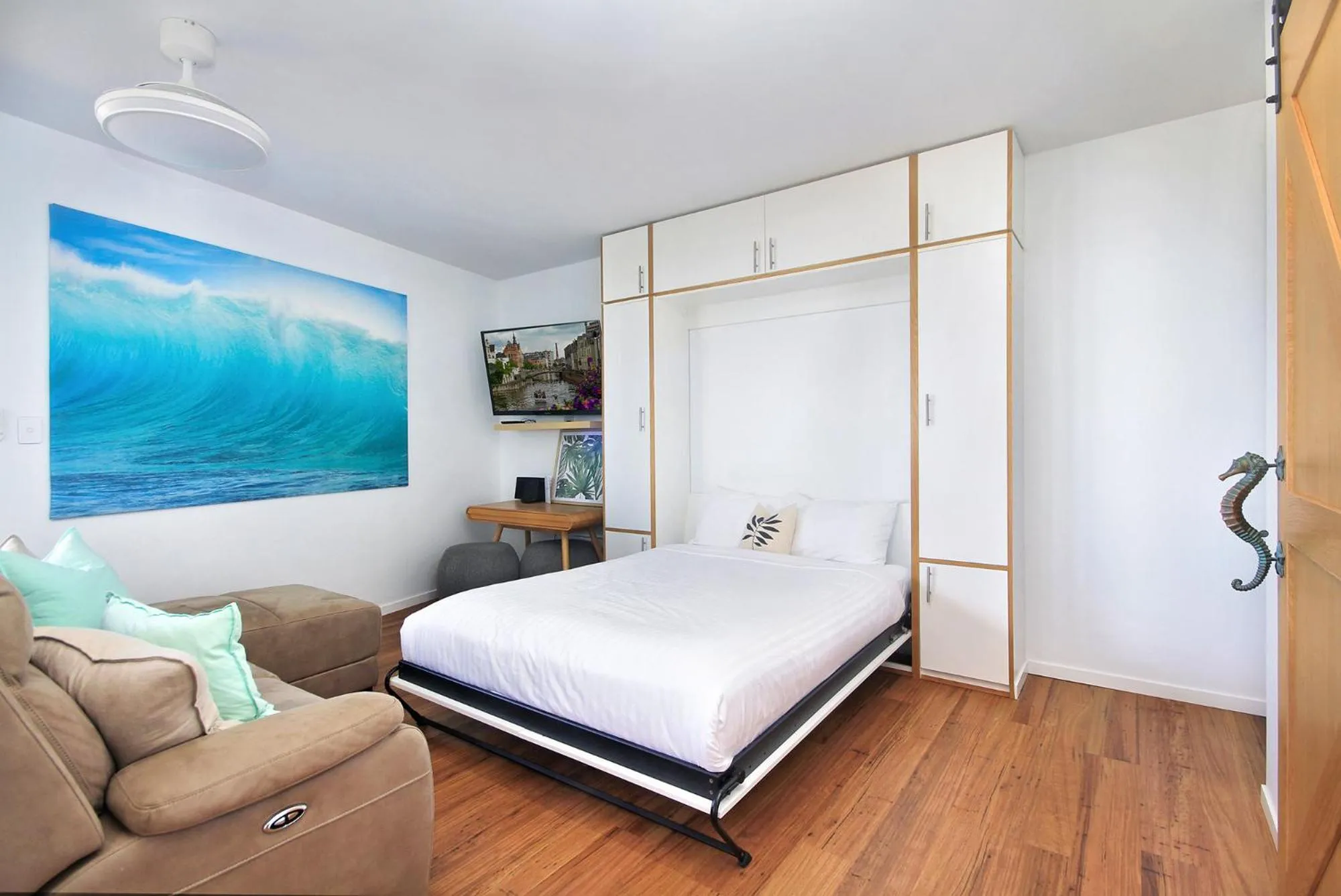 Bed in Lennox Holiday Apartments