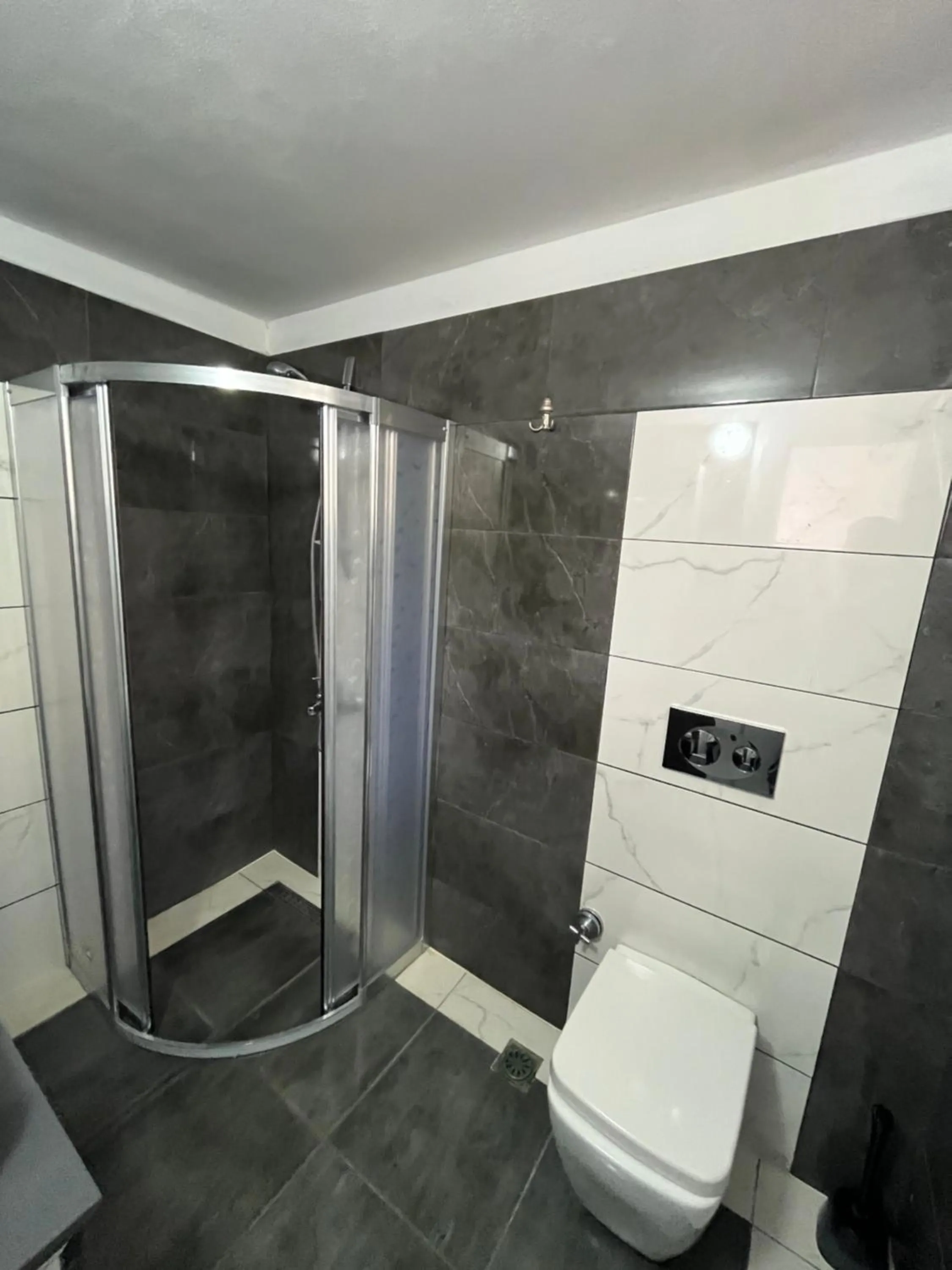 Shower in Erkal Pension