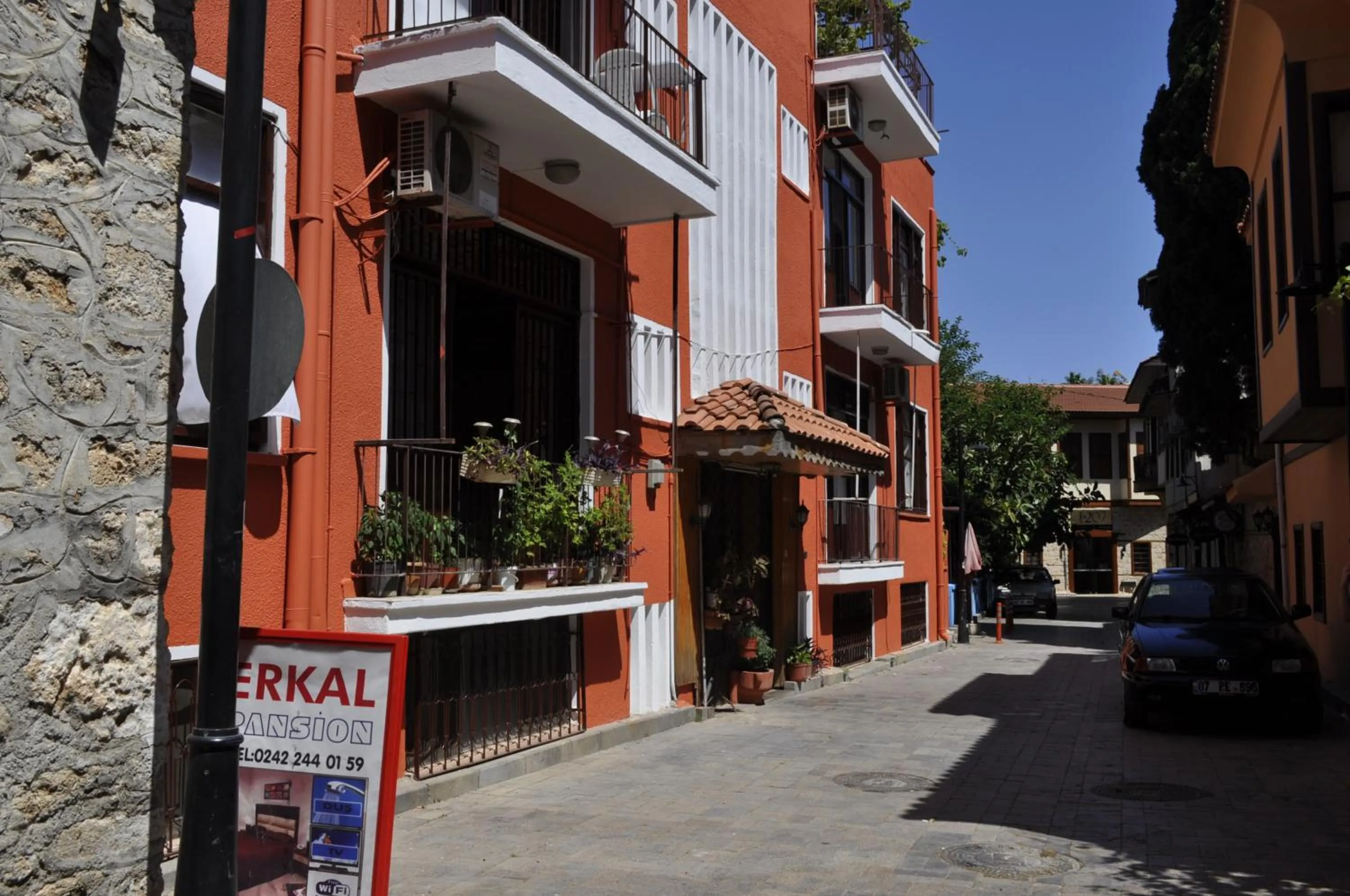 Property building in Erkal Pension