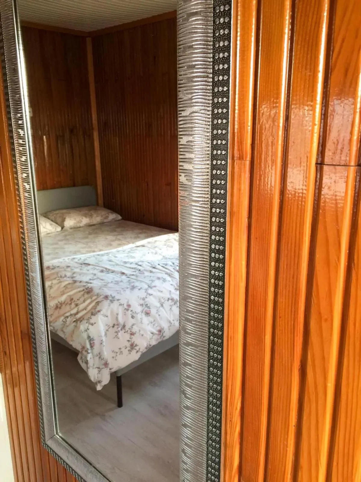 Bed in Erkal Pension