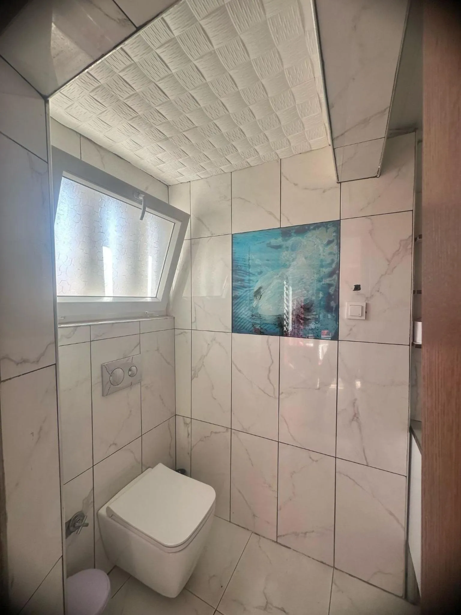 Toilet in Erkal Pension