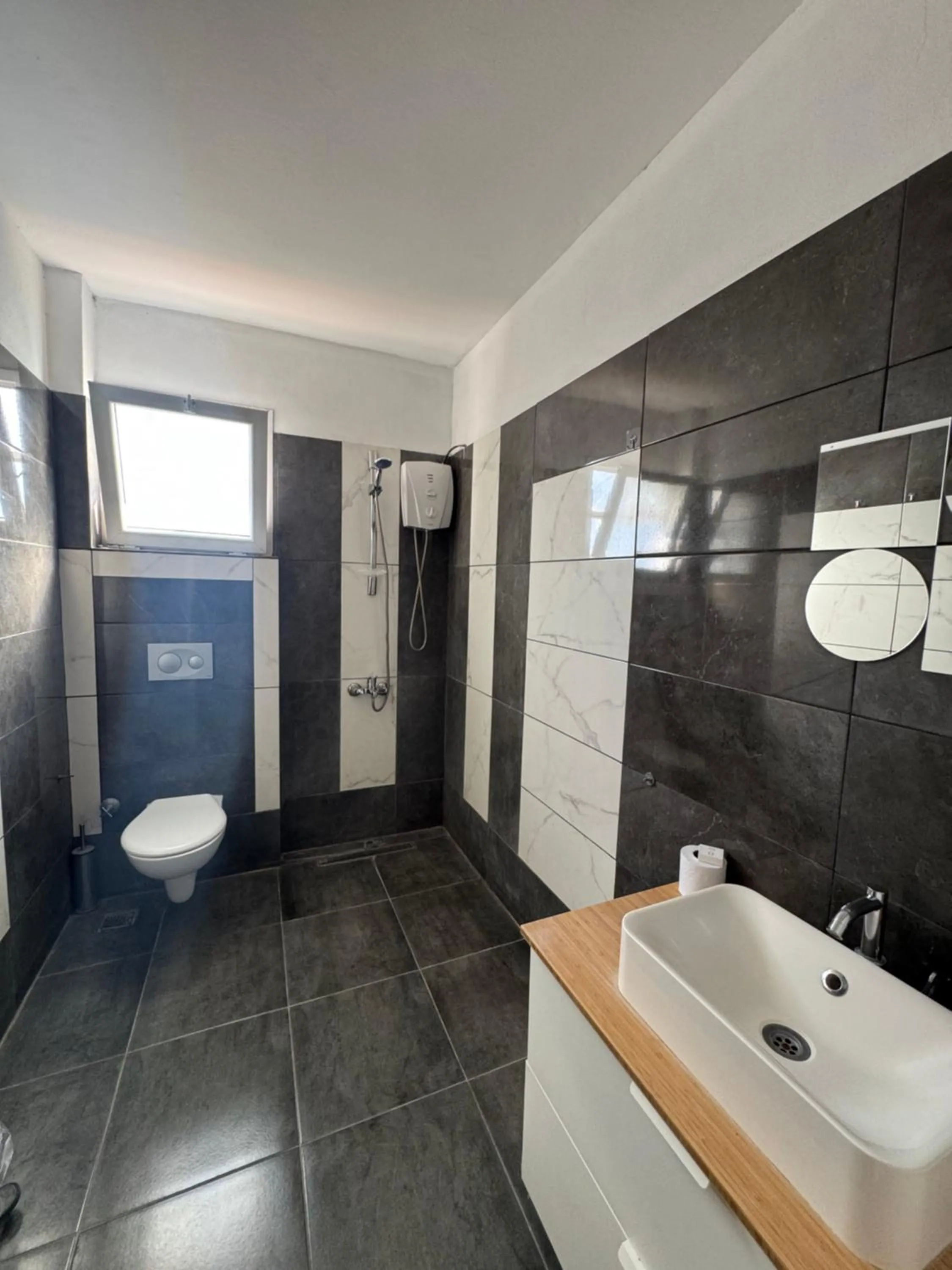 Shower in Erkal Pension