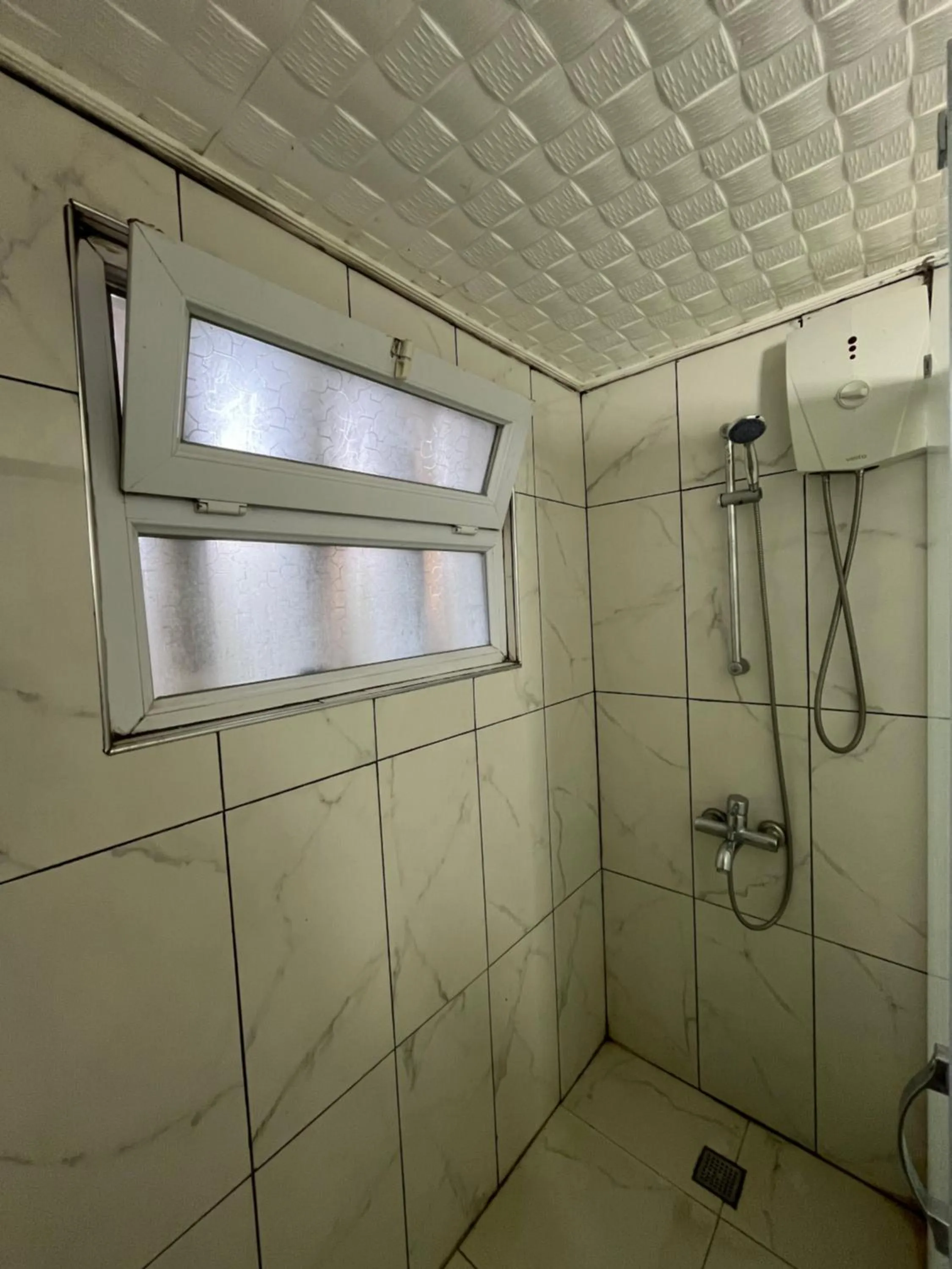 Shower in Erkal Pension