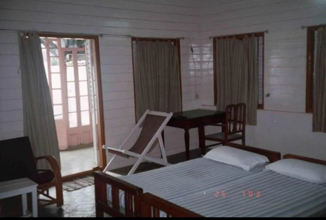 Photo of the whole room, Bed in Broad Lands