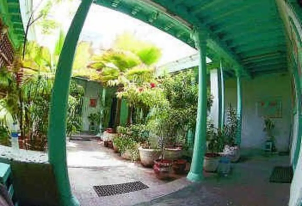 Garden in Broad Lands