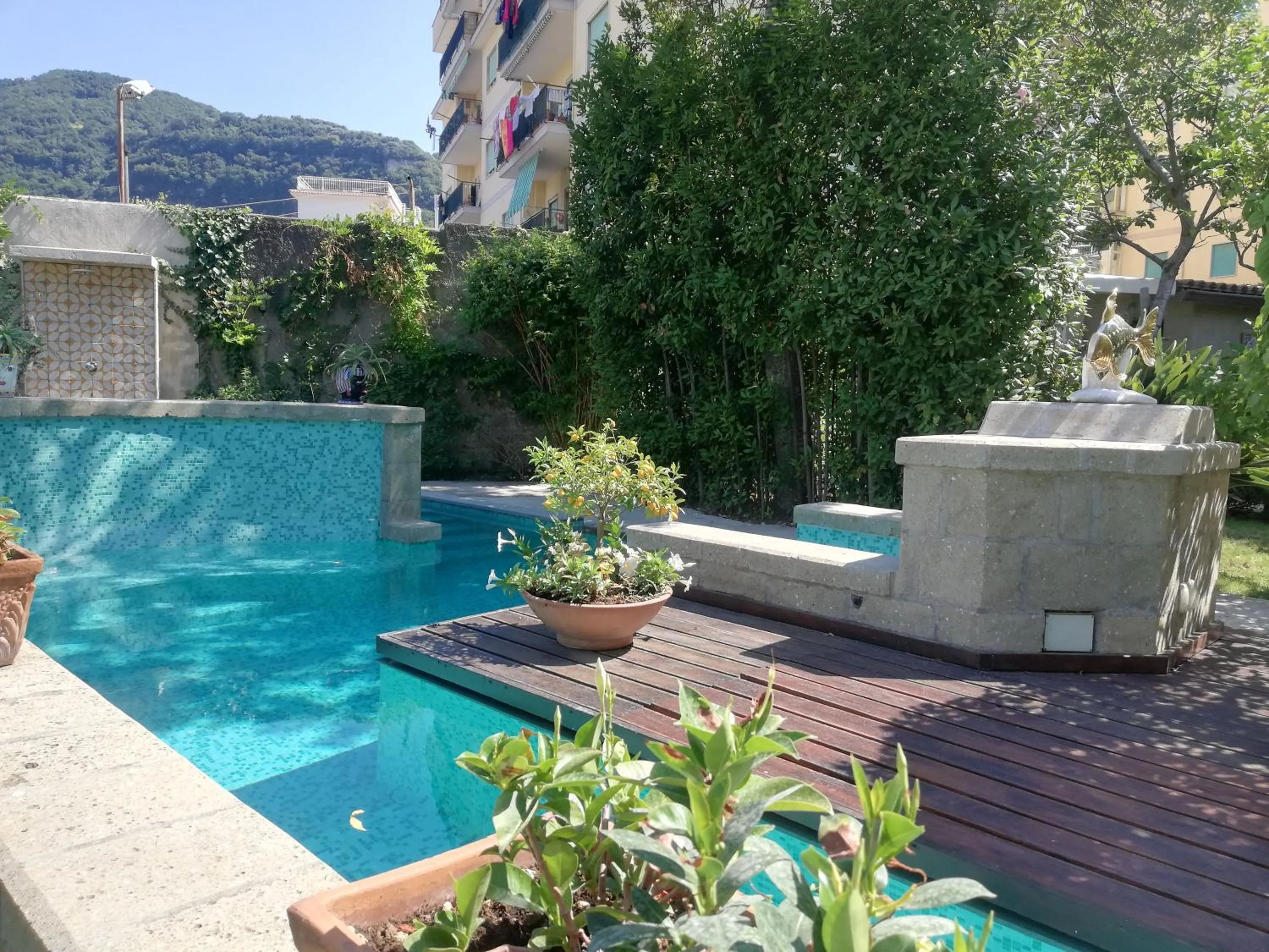 Swimming pool in Villa Manning Relais