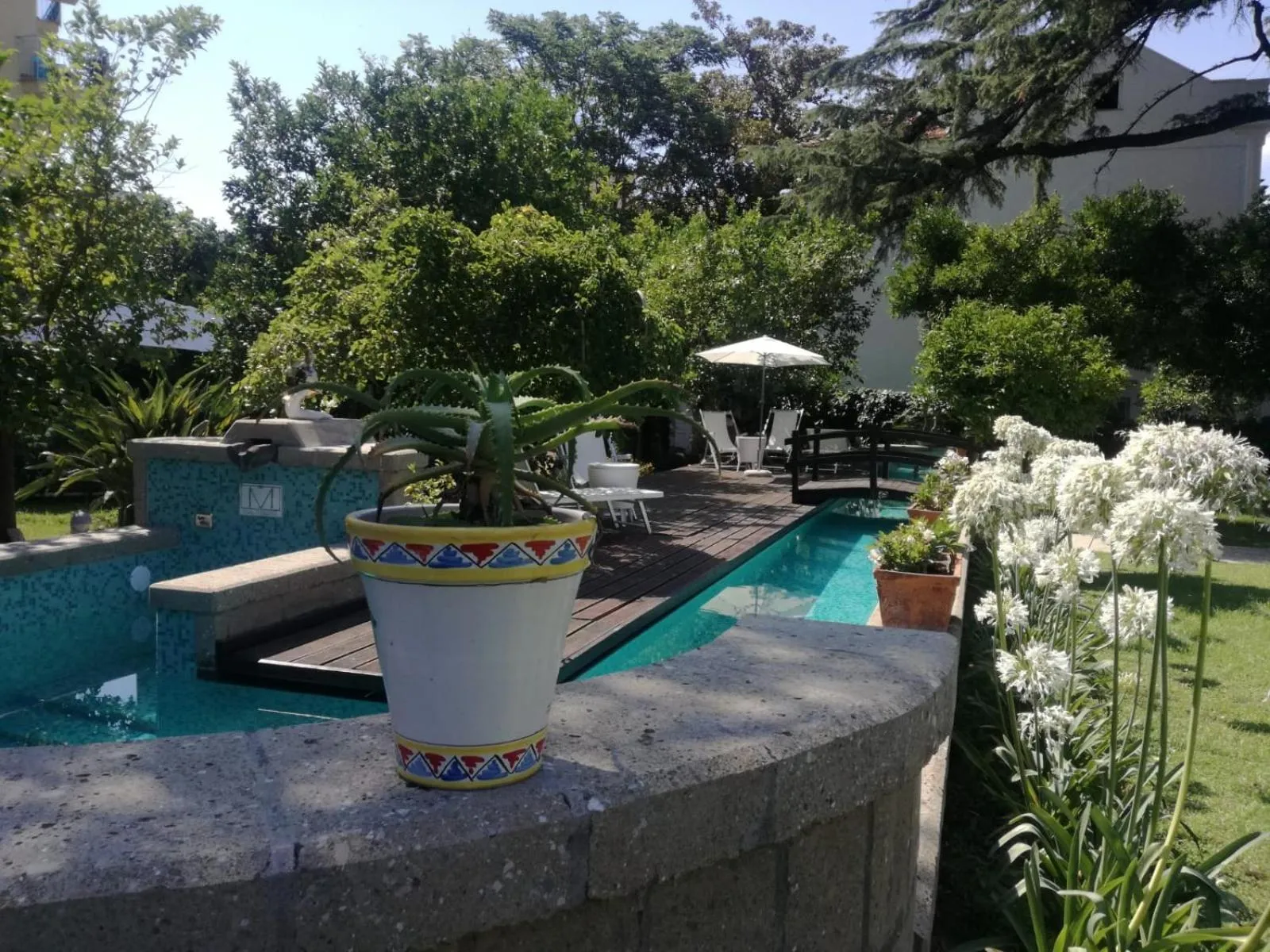 Swimming pool in Villa Manning Relais