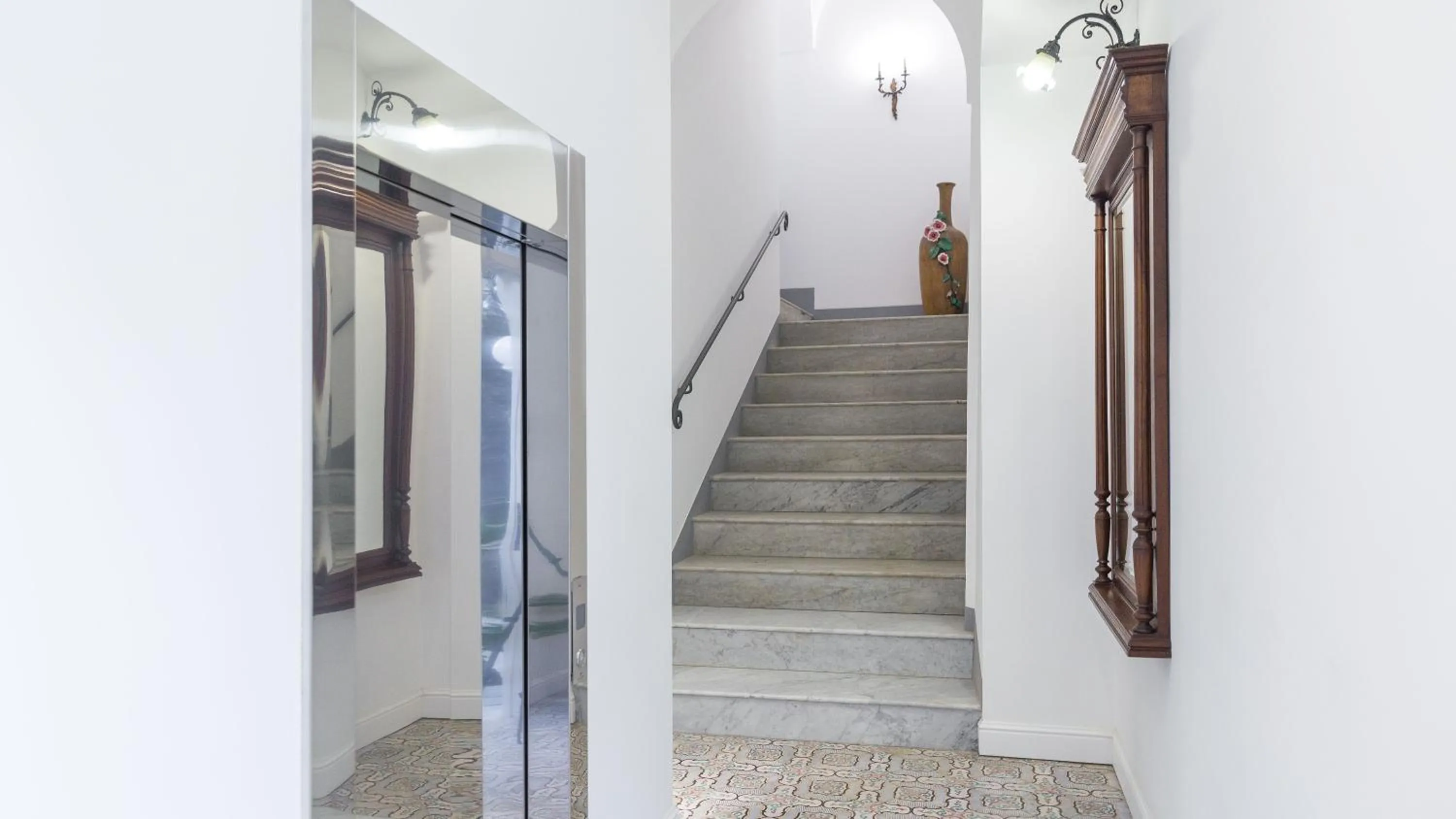 elevator in Villa Manning Relais