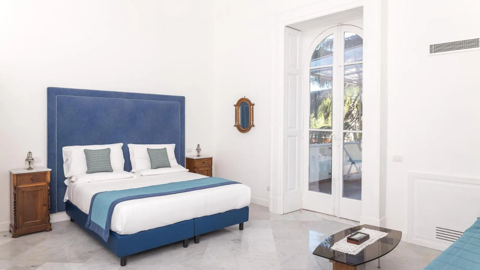 Bedroom in Villa Manning Relais