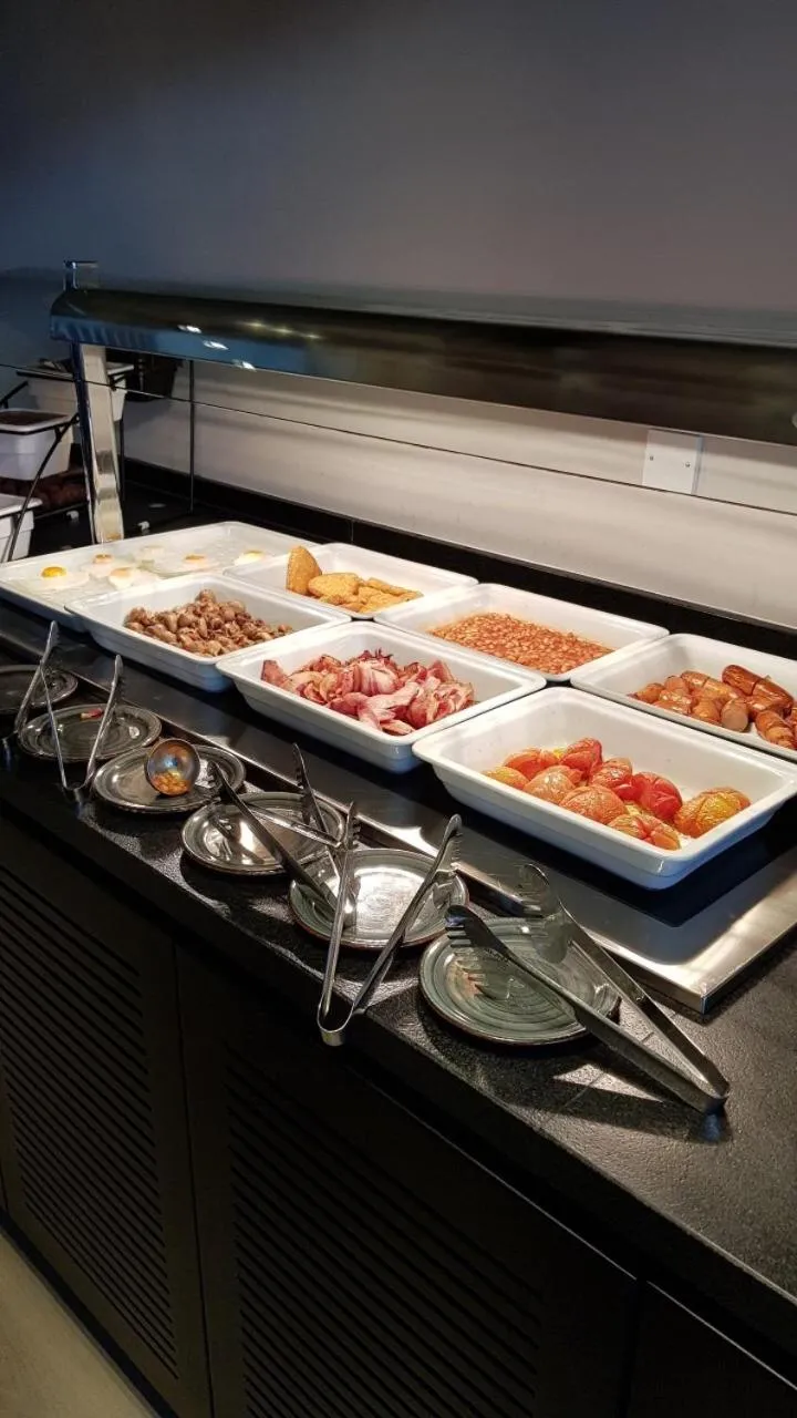 Breakfast in Abacus Suites