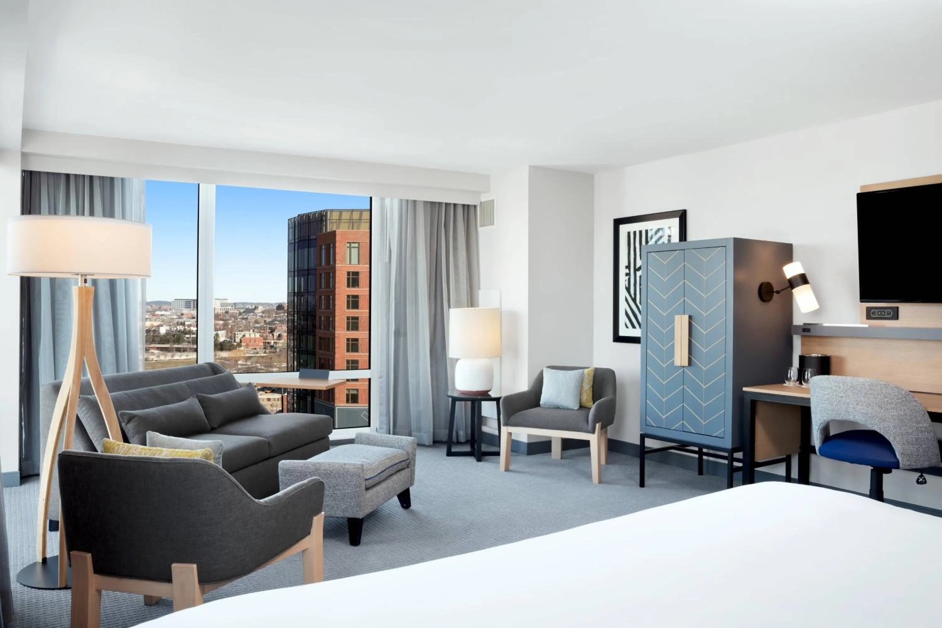 Photo of the whole room, Bed in Courtyard Boston Downtown/North Station